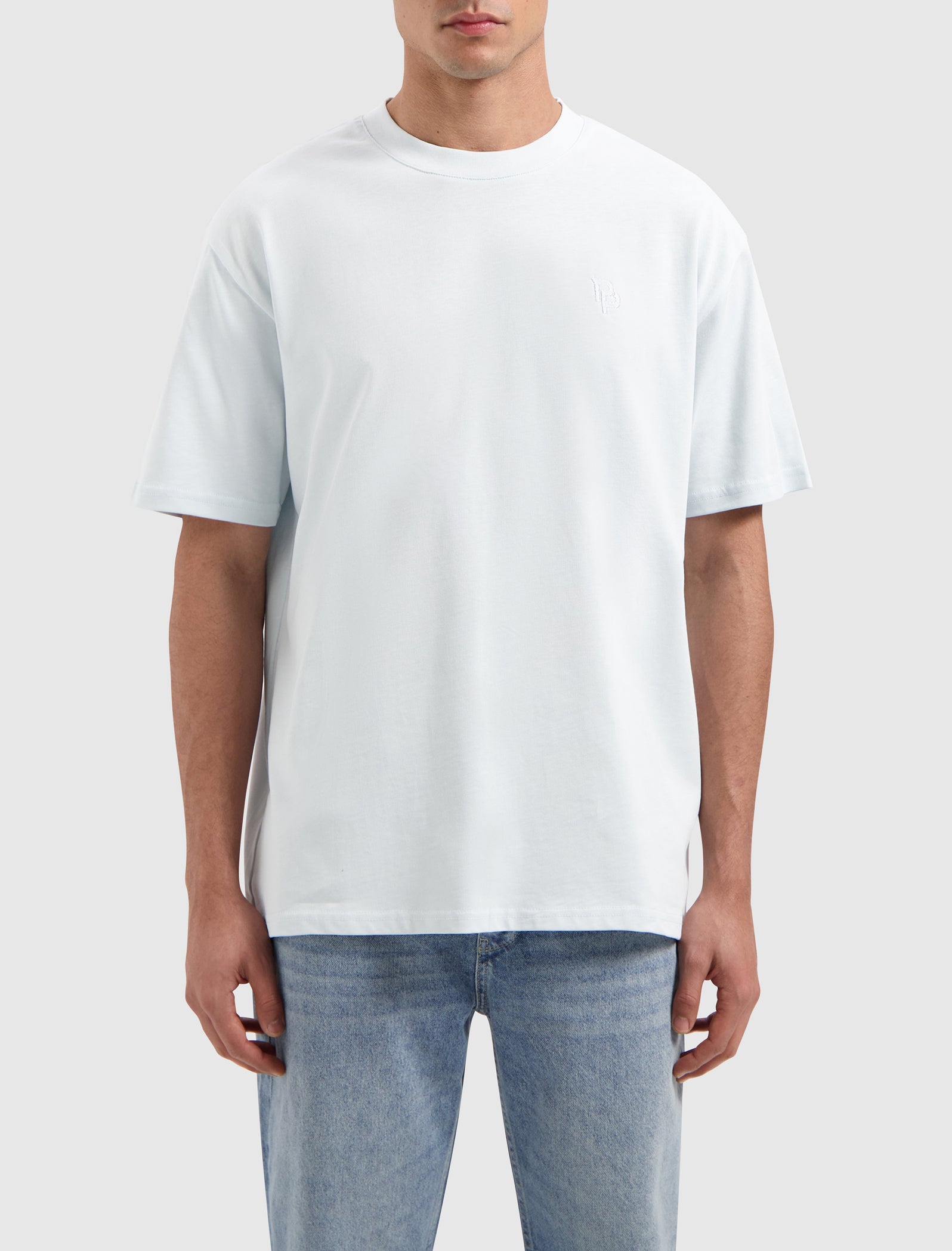 Essential Initials T-shirt | Light Blue