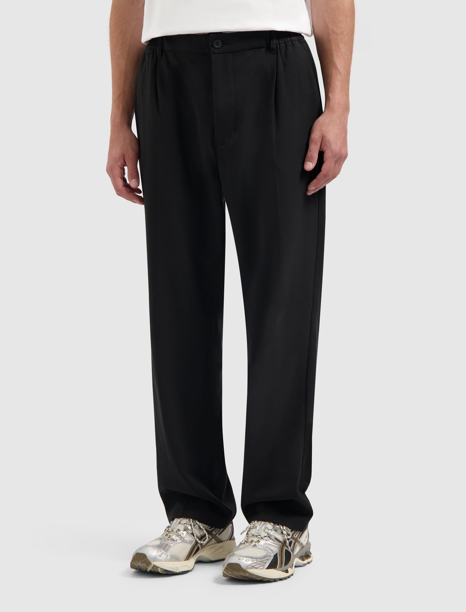 Pleated Twill Pants | Black