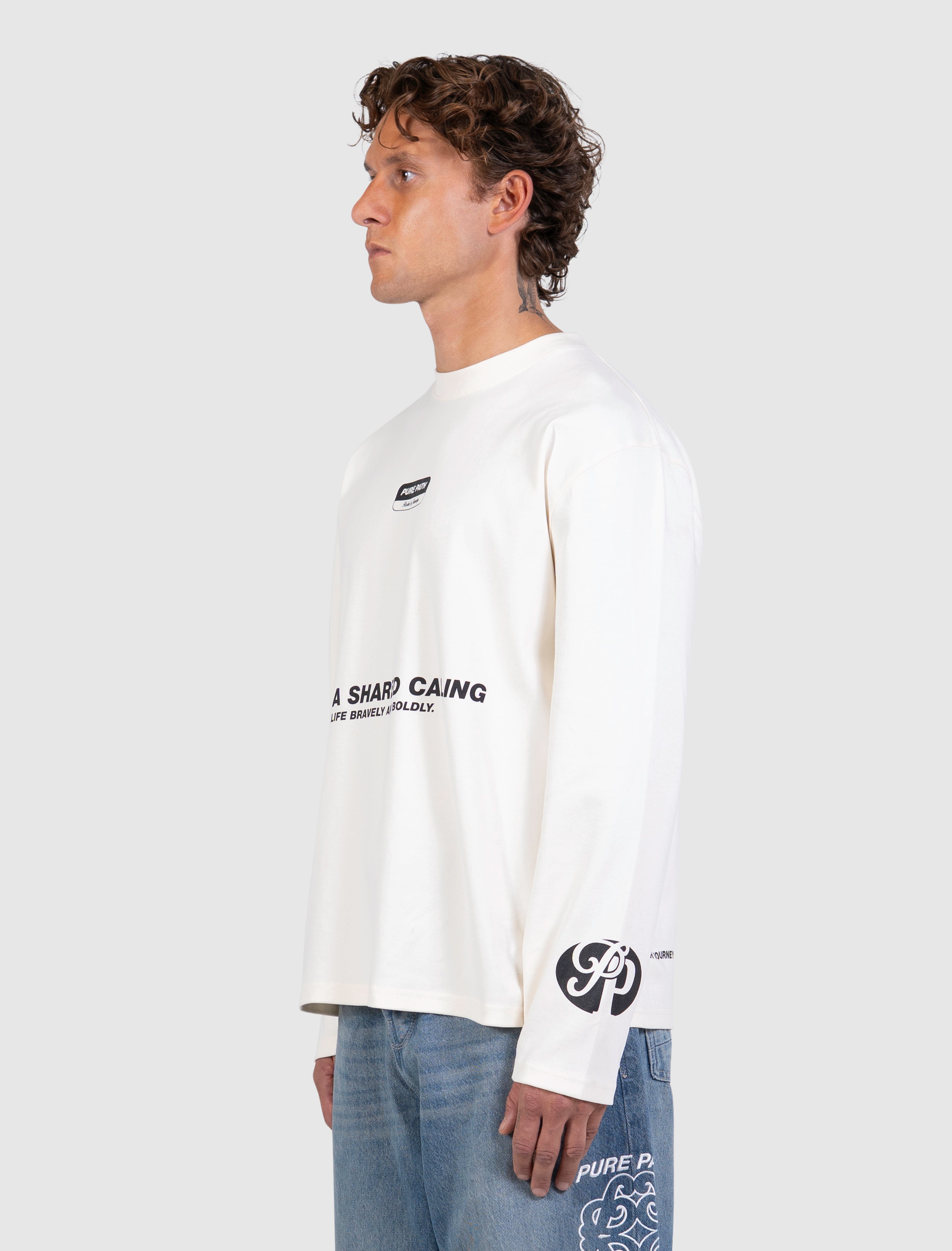 United Longsleeve T-shirt | Ecru
