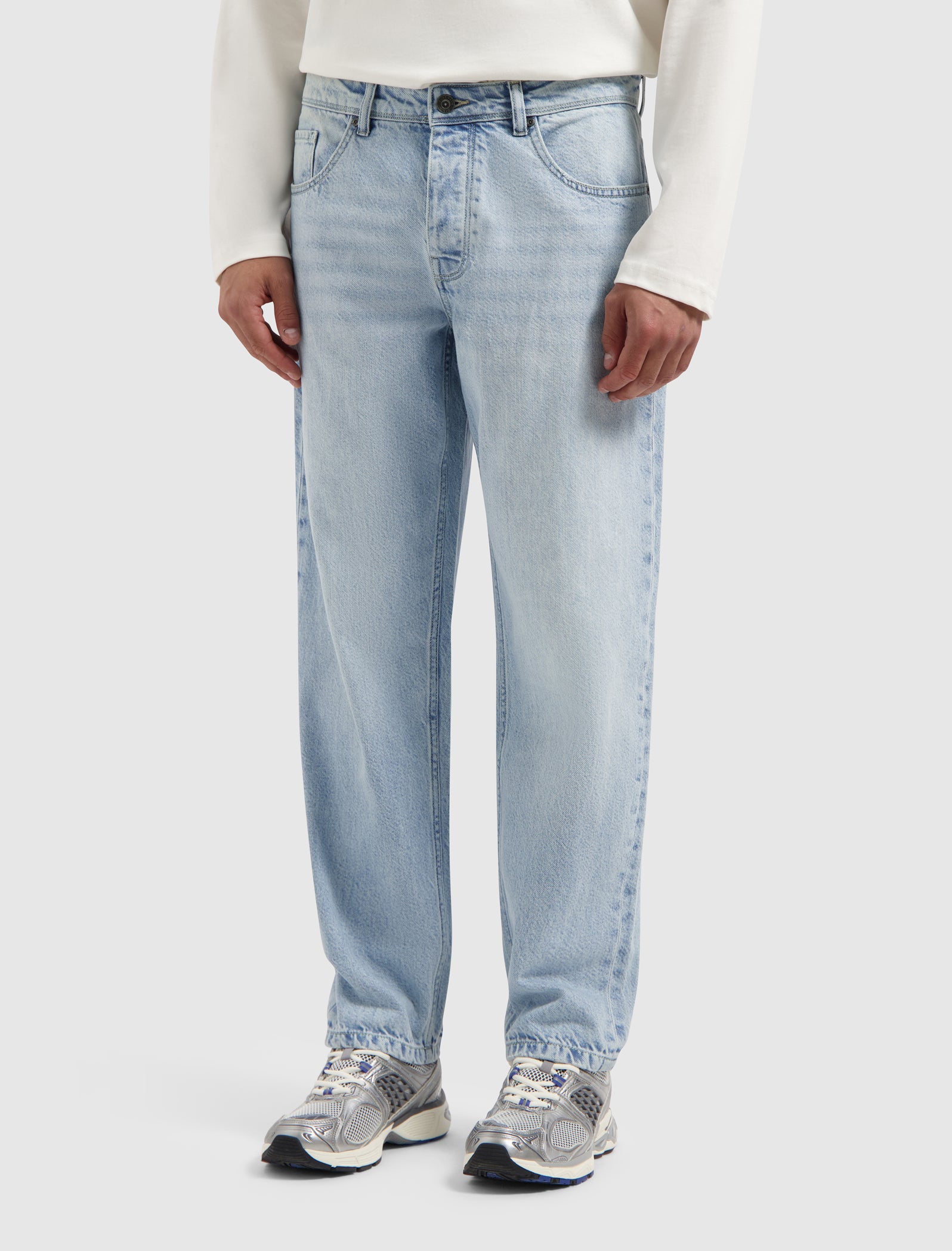 The Aiden Loose Fit Jeans | Denim Light Blue
