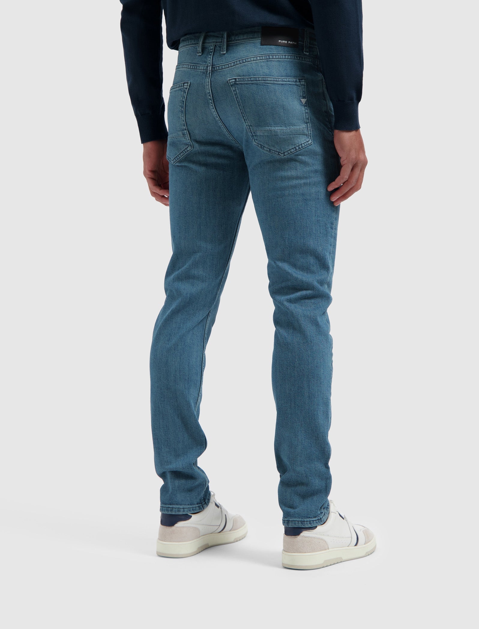 The Ryan Slim Fit Jeans | Denim Mid Blue