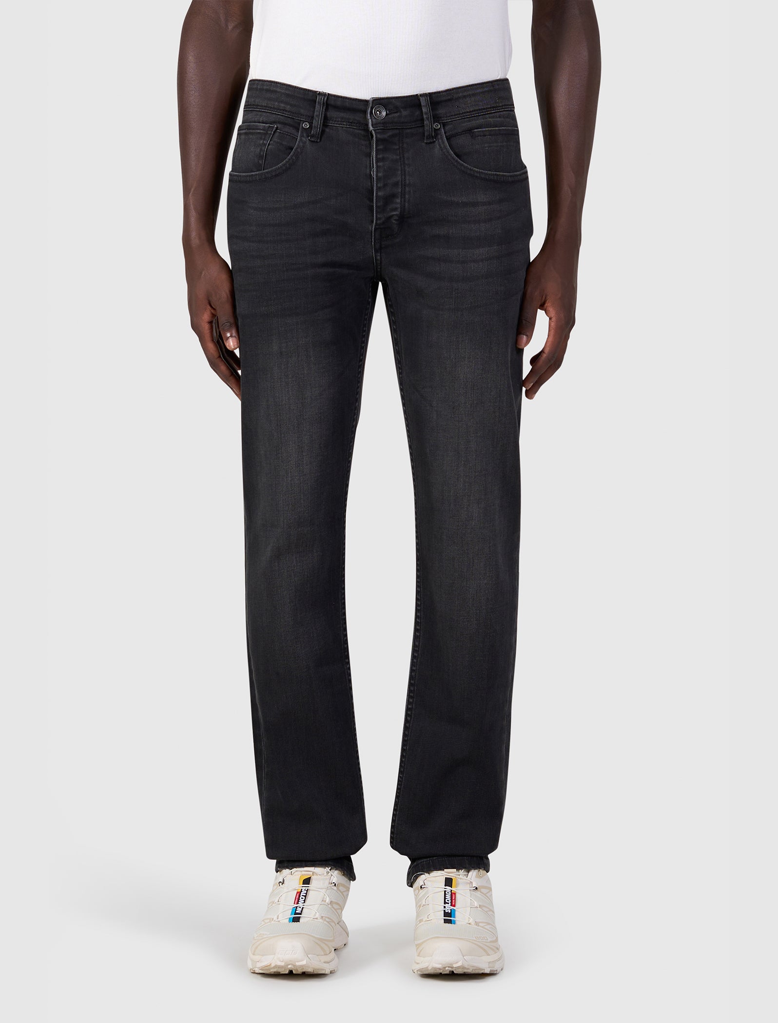 The Ryan Slim Fit Jeans | Denim Washed Black