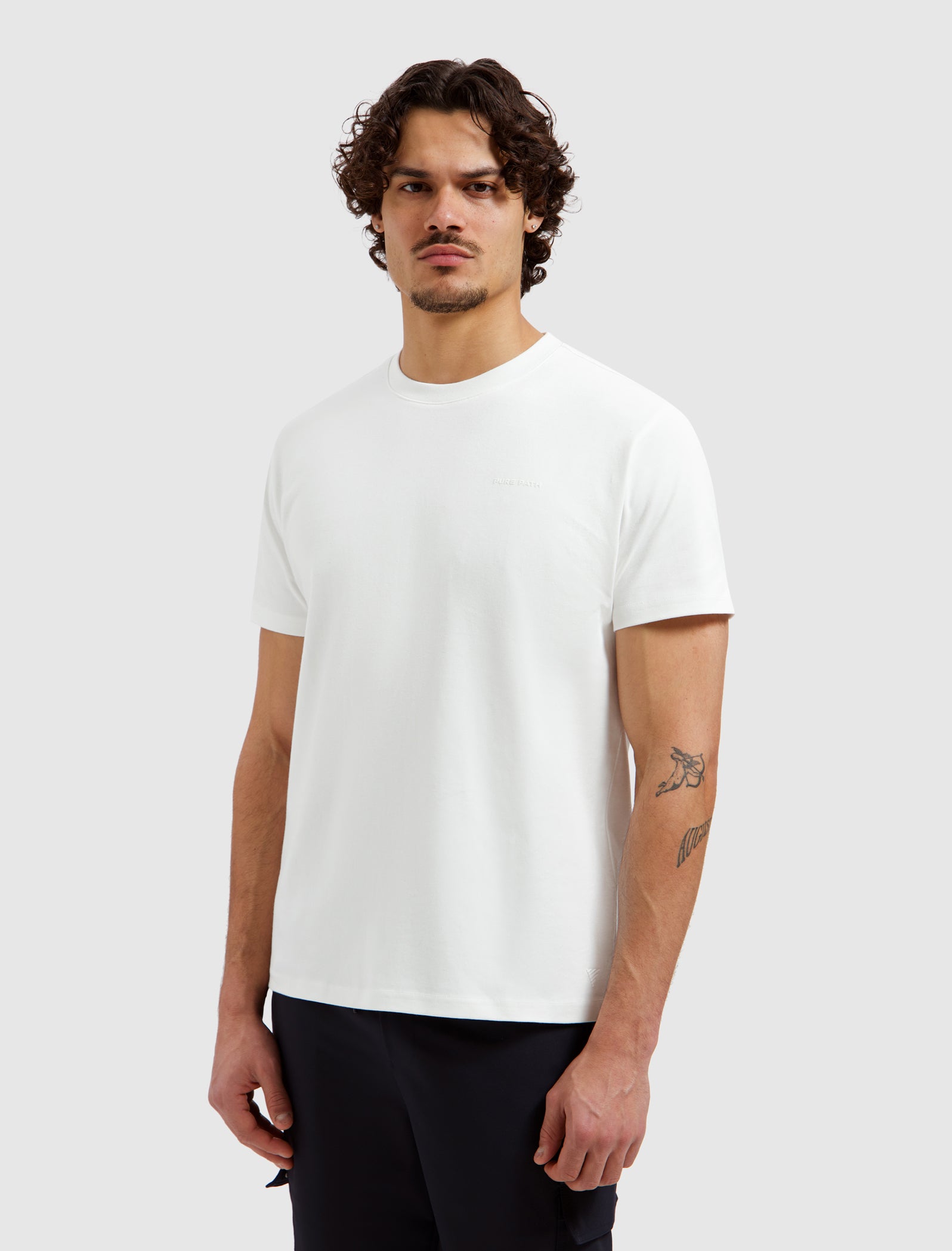 Essential Triangle T-shirt | Off White