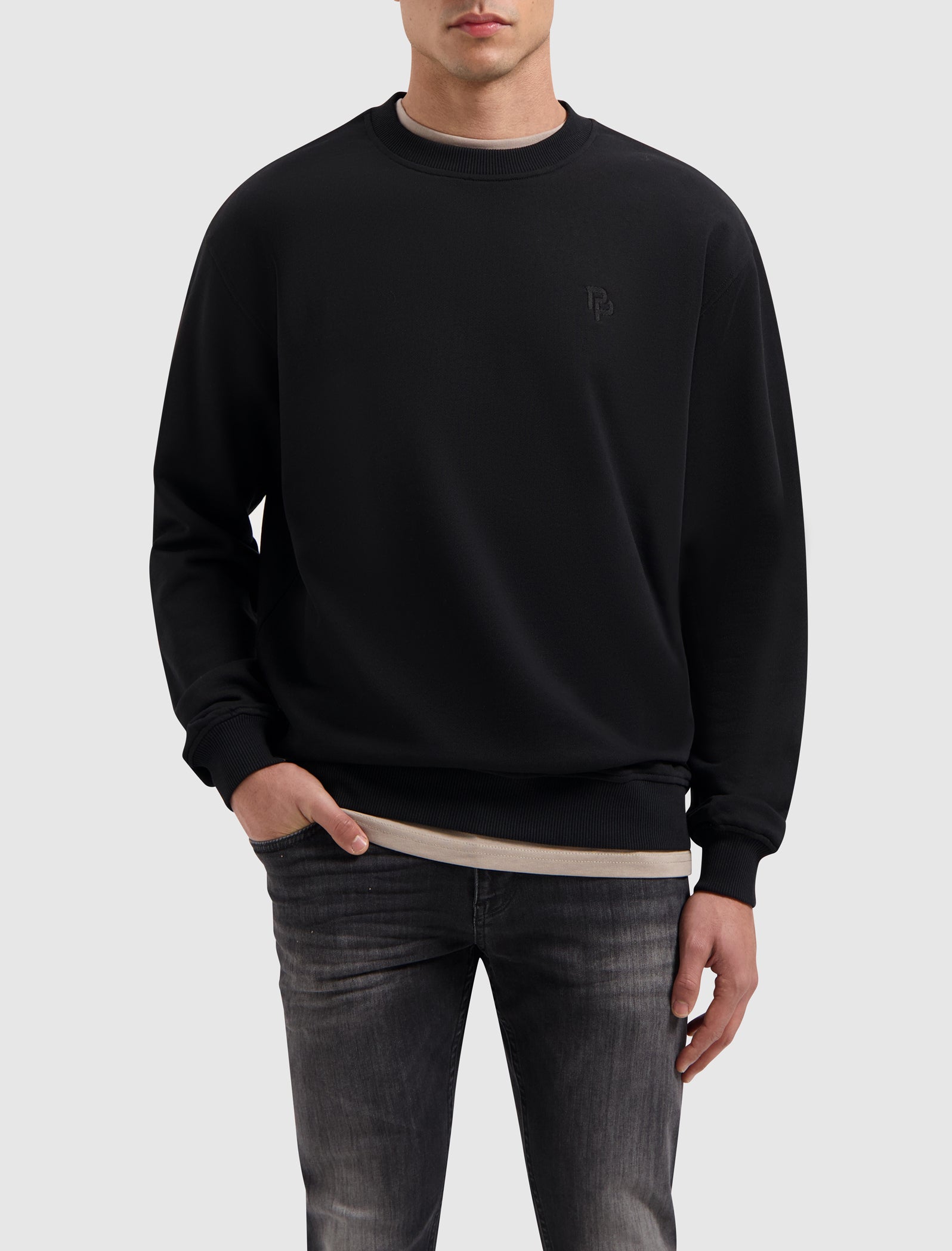 Essential Initials Sweater | Black