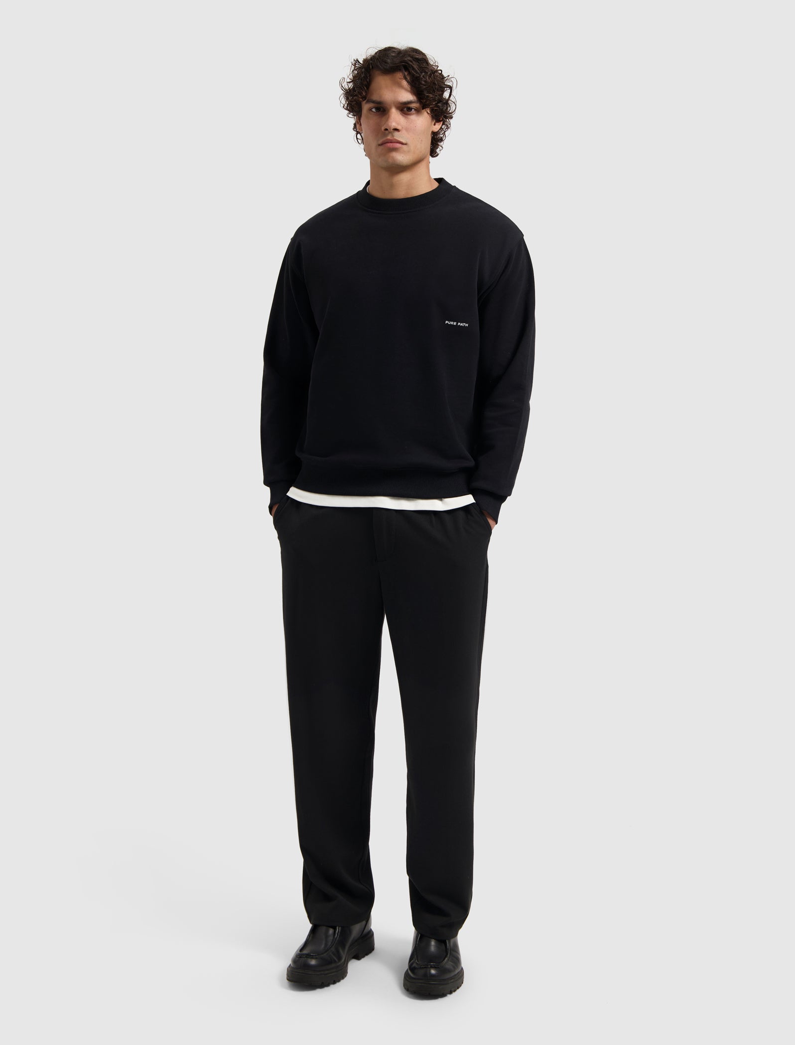 Essential Sideline Wordmark Sweater | Black