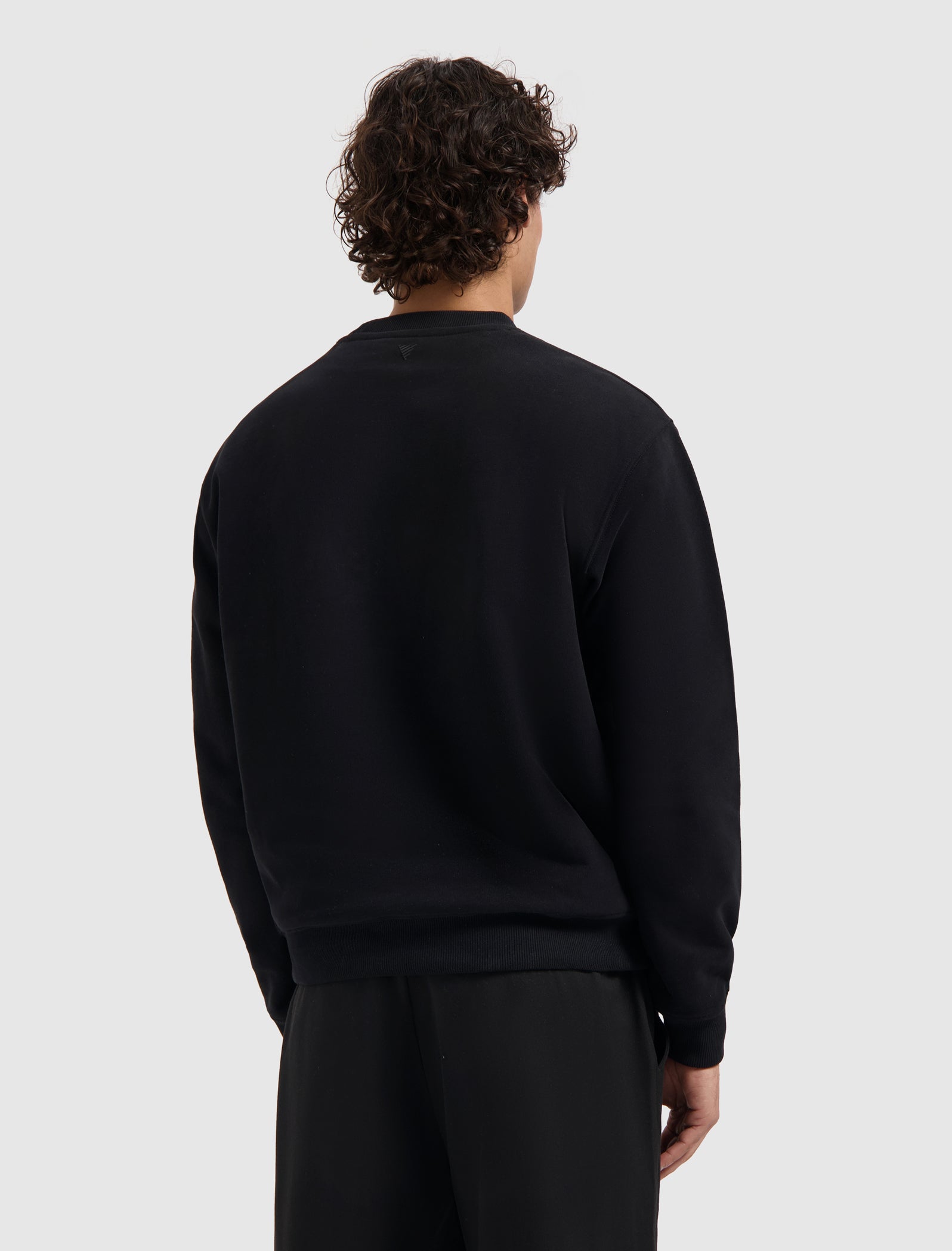 Essential Sideline Wordmark Sweater | Black