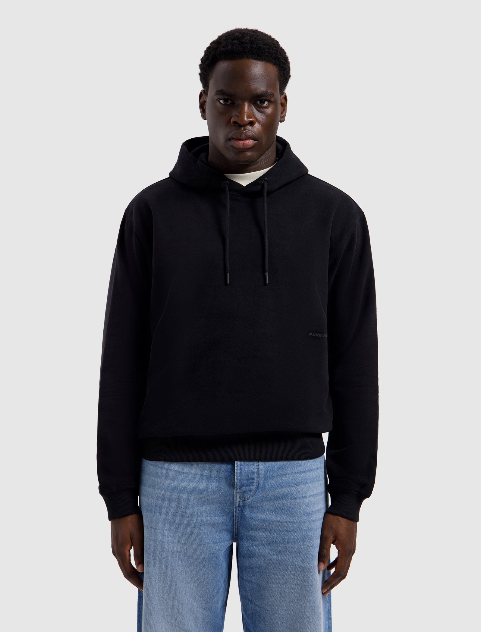 Essential Triangle Hoodie | Black