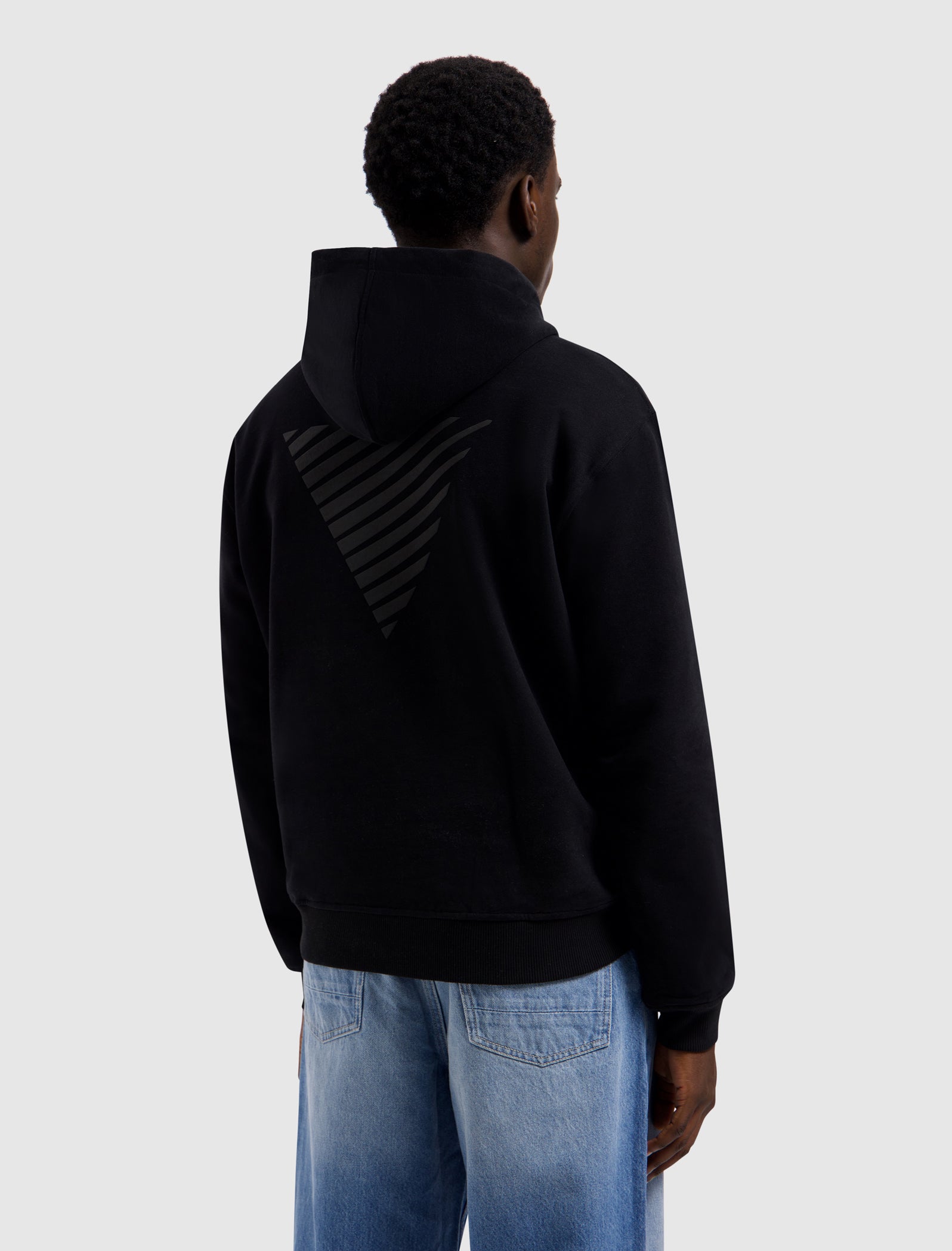 Essential Triangle Hoodie | Black