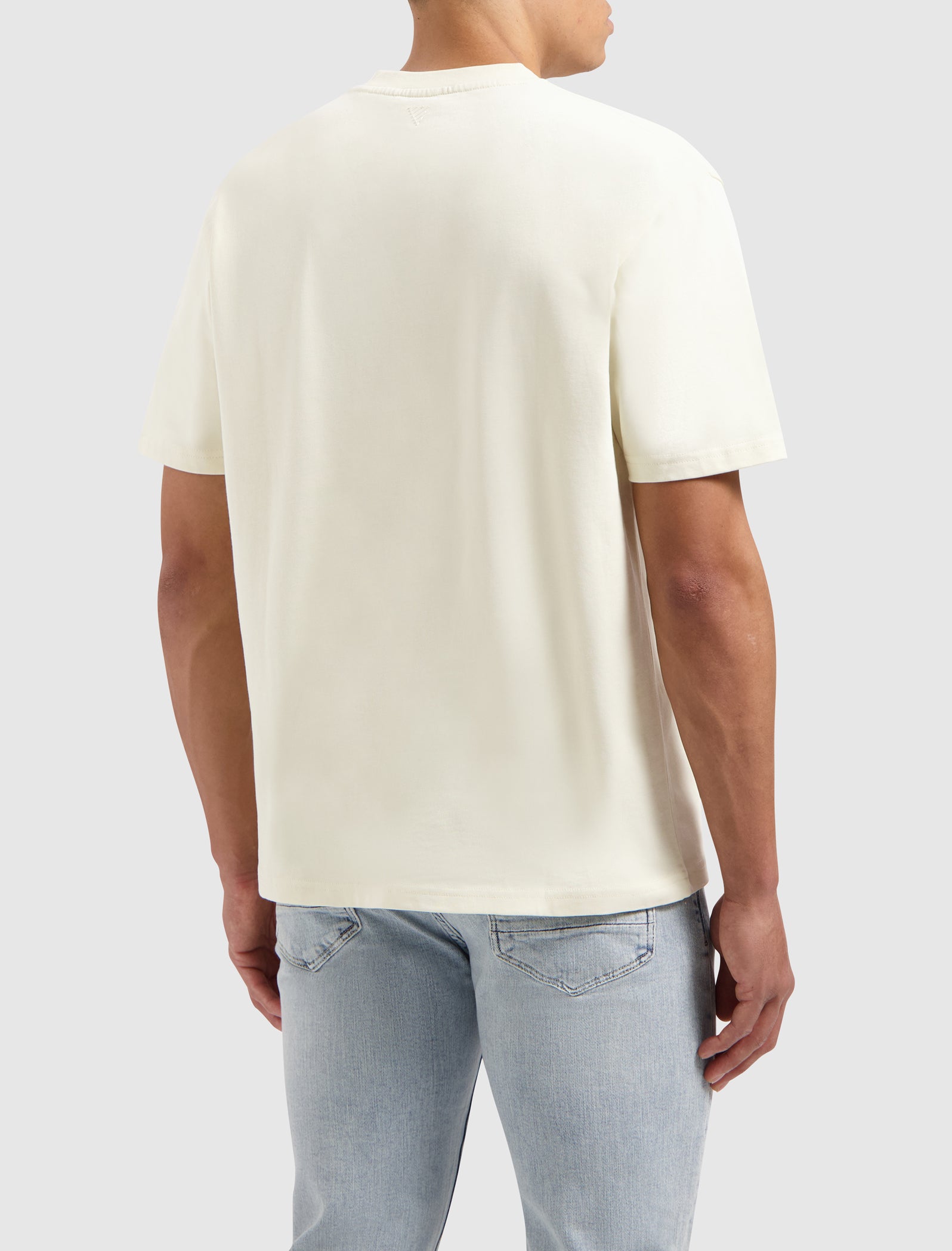 Latin Spirit Icon T-shirt | Ecru