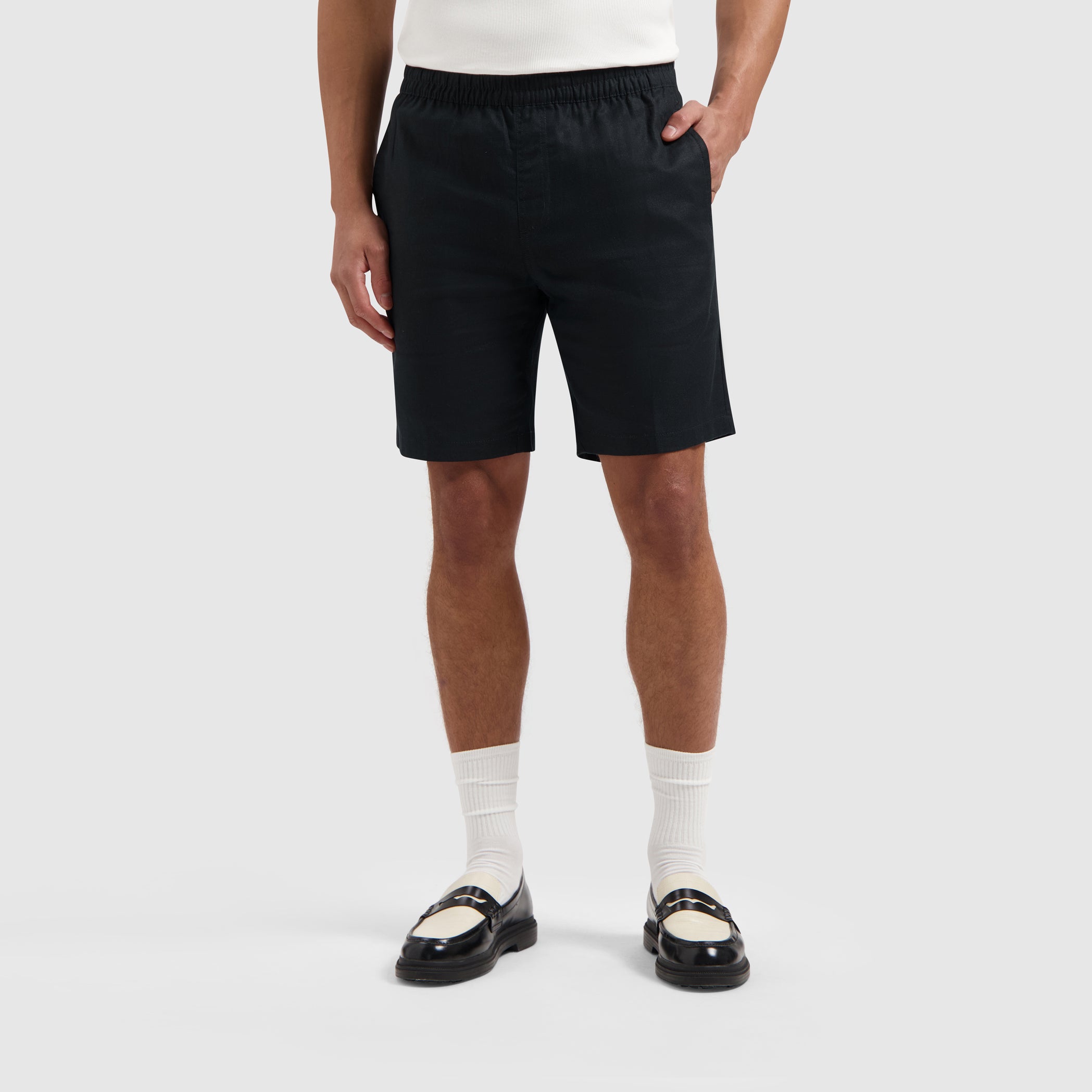 Linen Shorts | Black