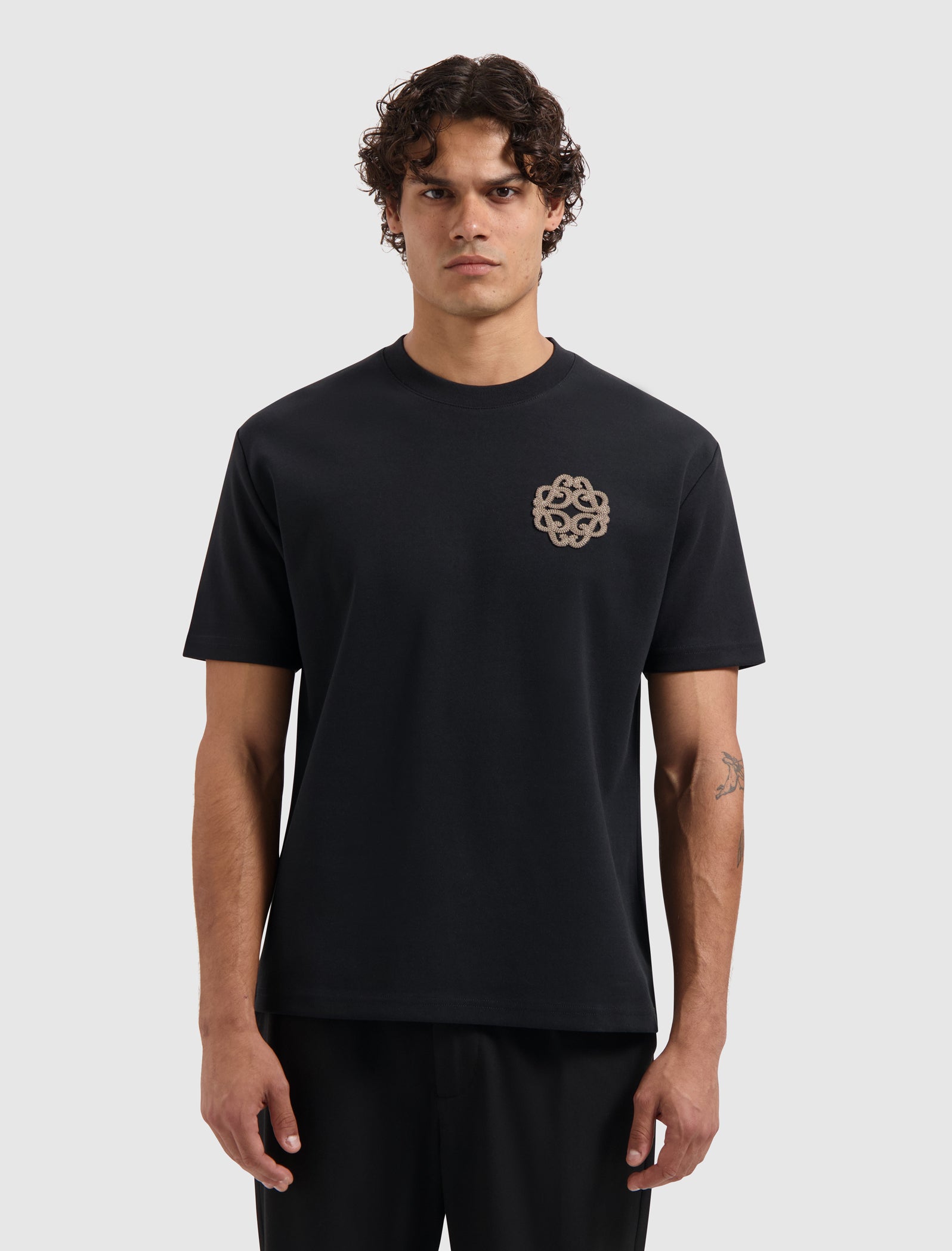 Emblem Logo T-shirt | Black