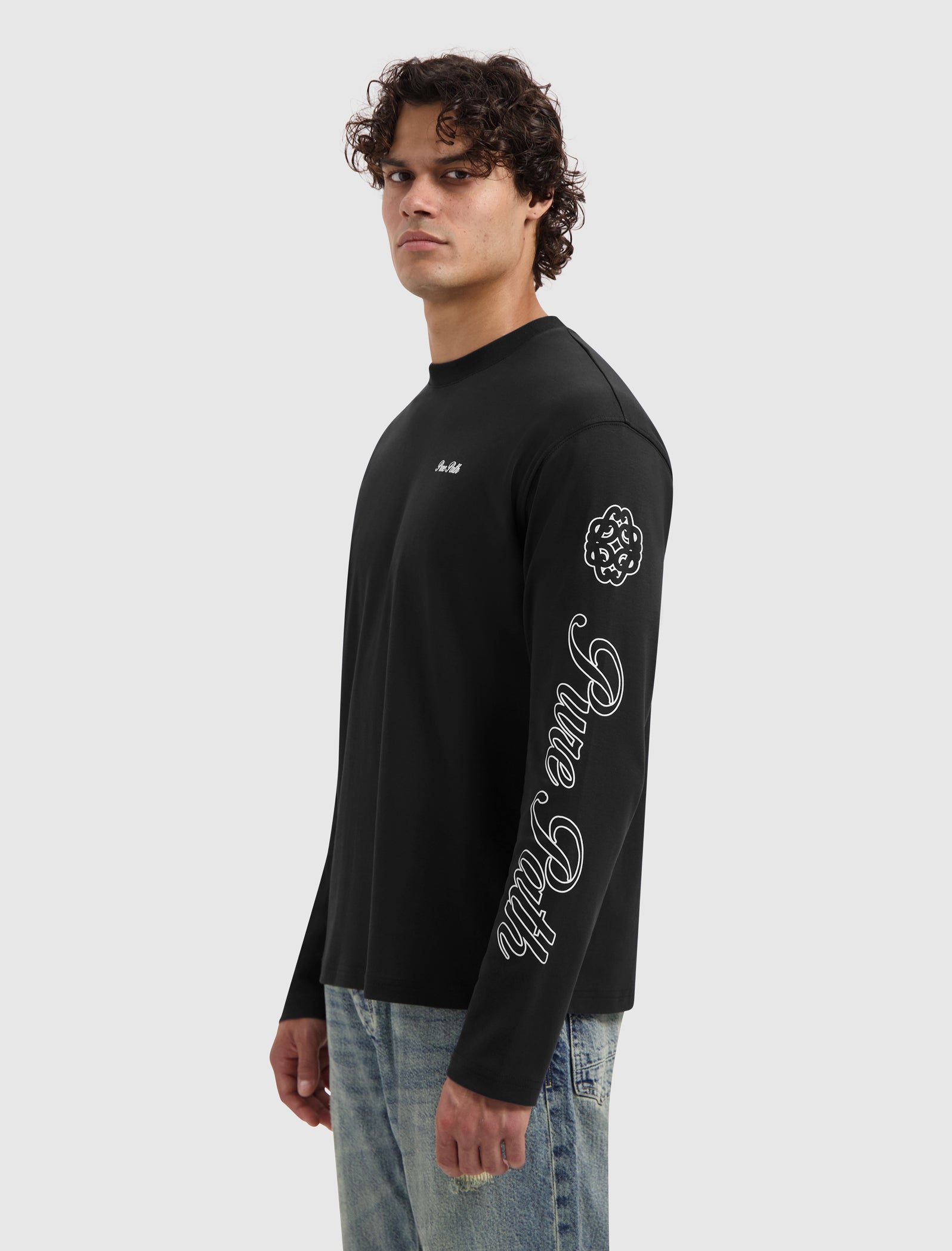 Essence Of Life Longsleeve T-shirt | Black