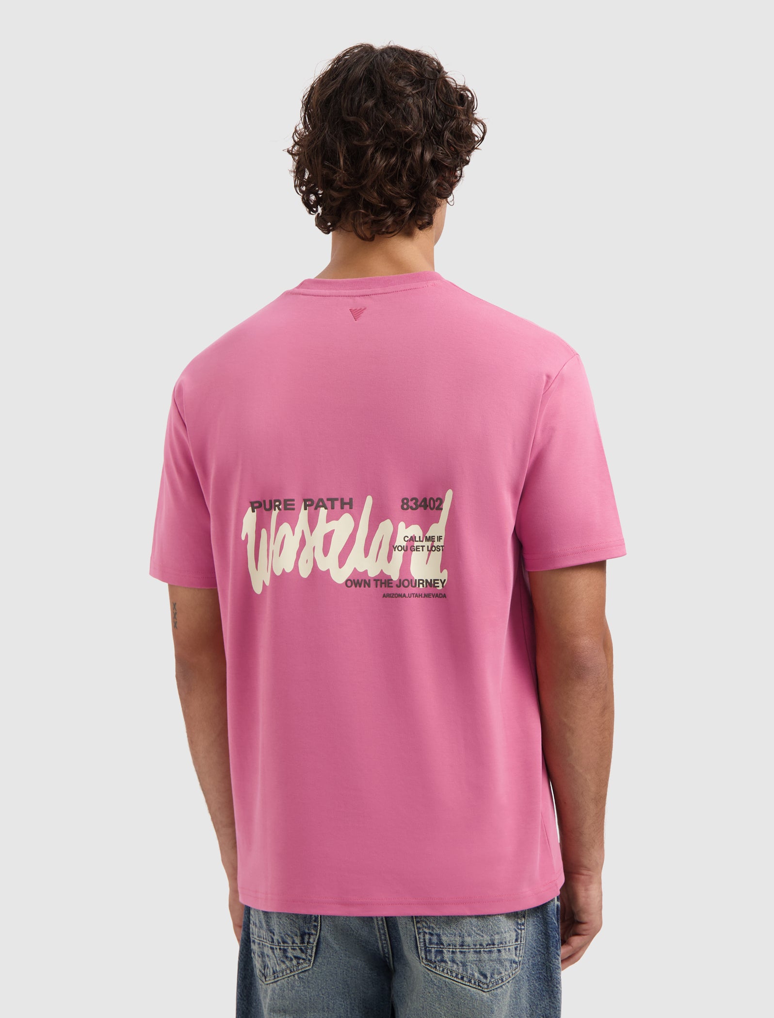 Wasteland T-shirt | Raspberry