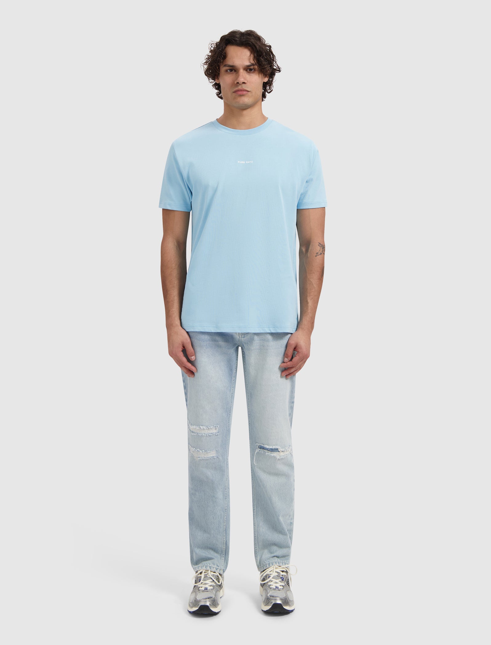 Essential Logo T-shirt | Sky Blue