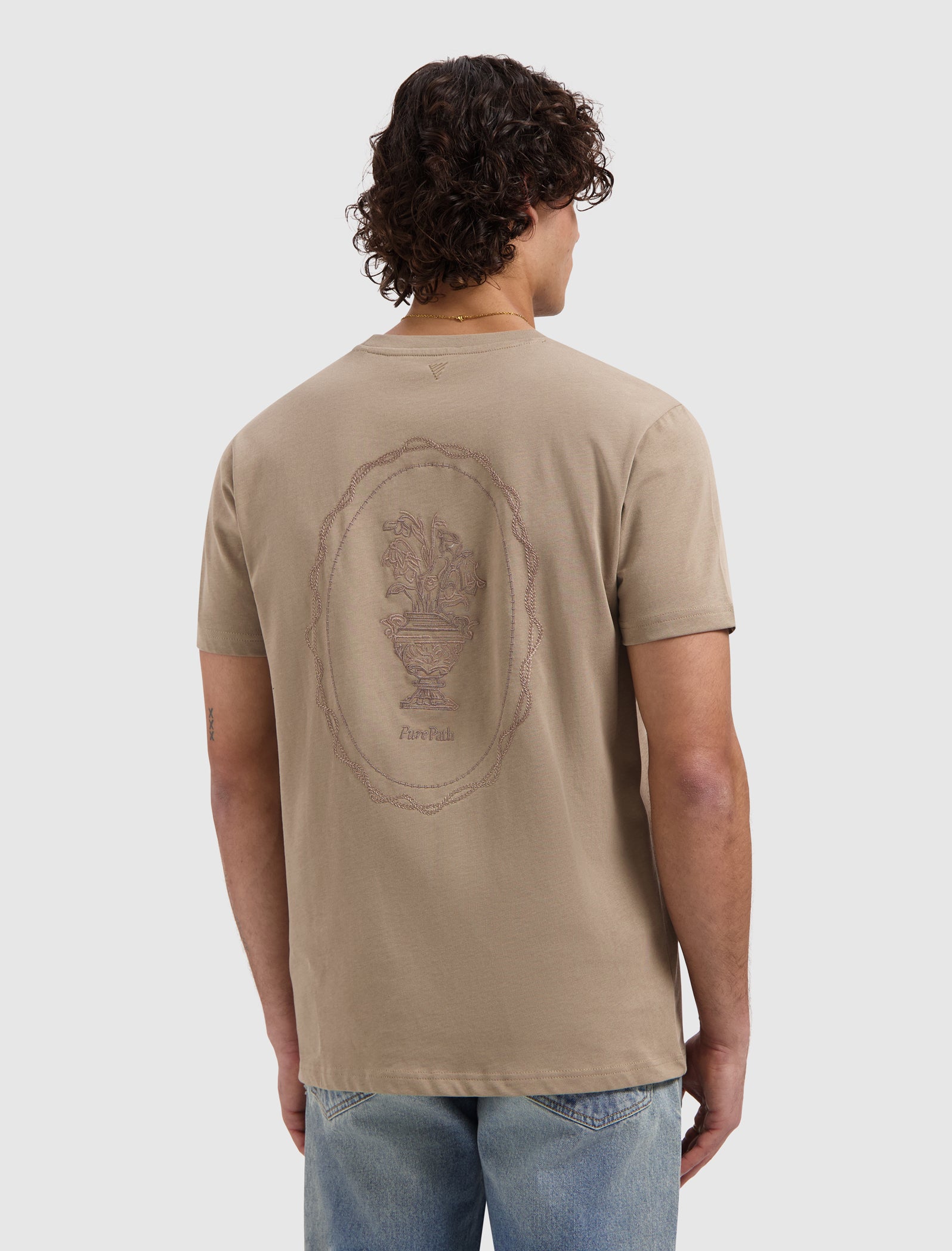 Embroidered Vase T-shirt | Taupe