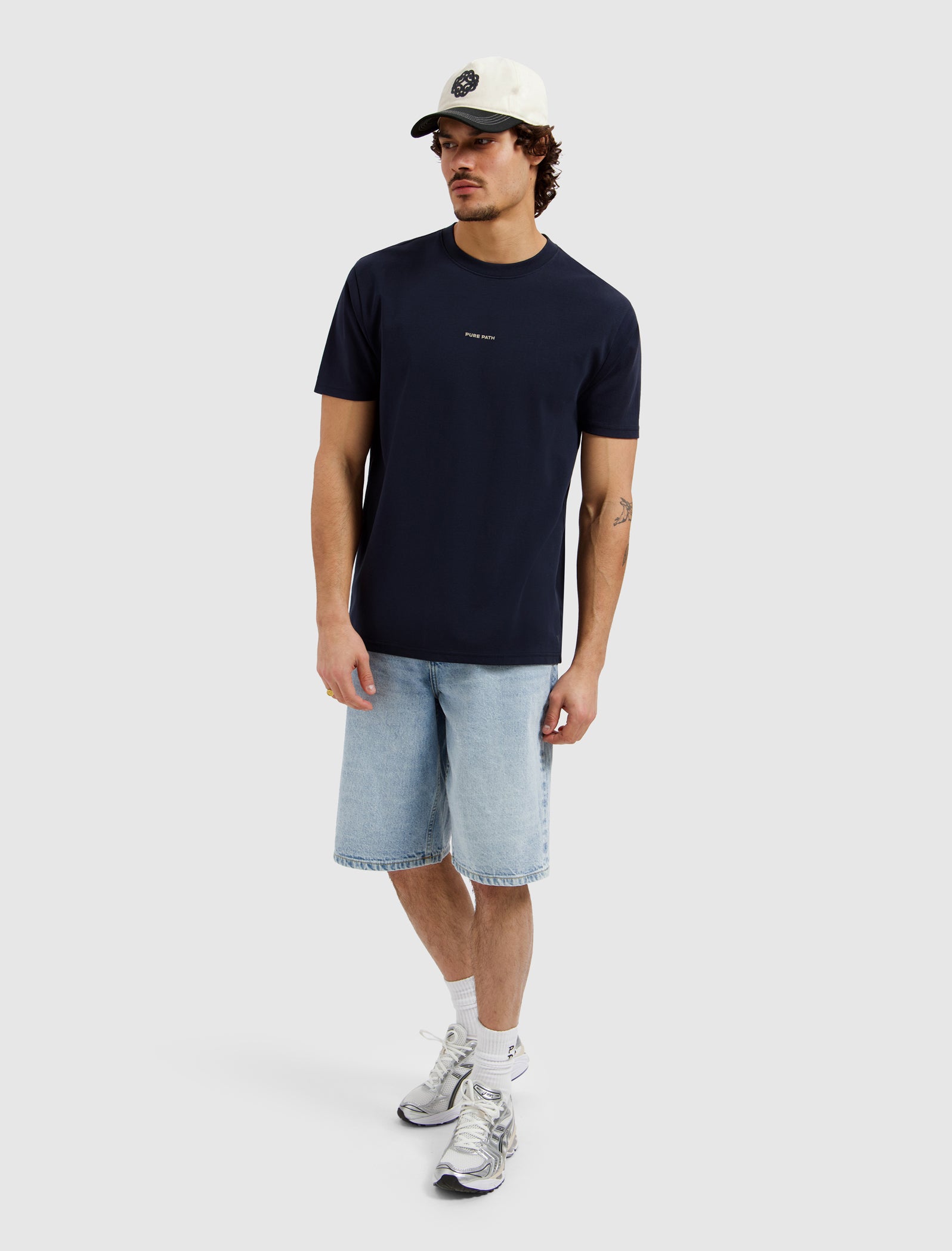 Dream Mansion T-shirt | Dark Navy