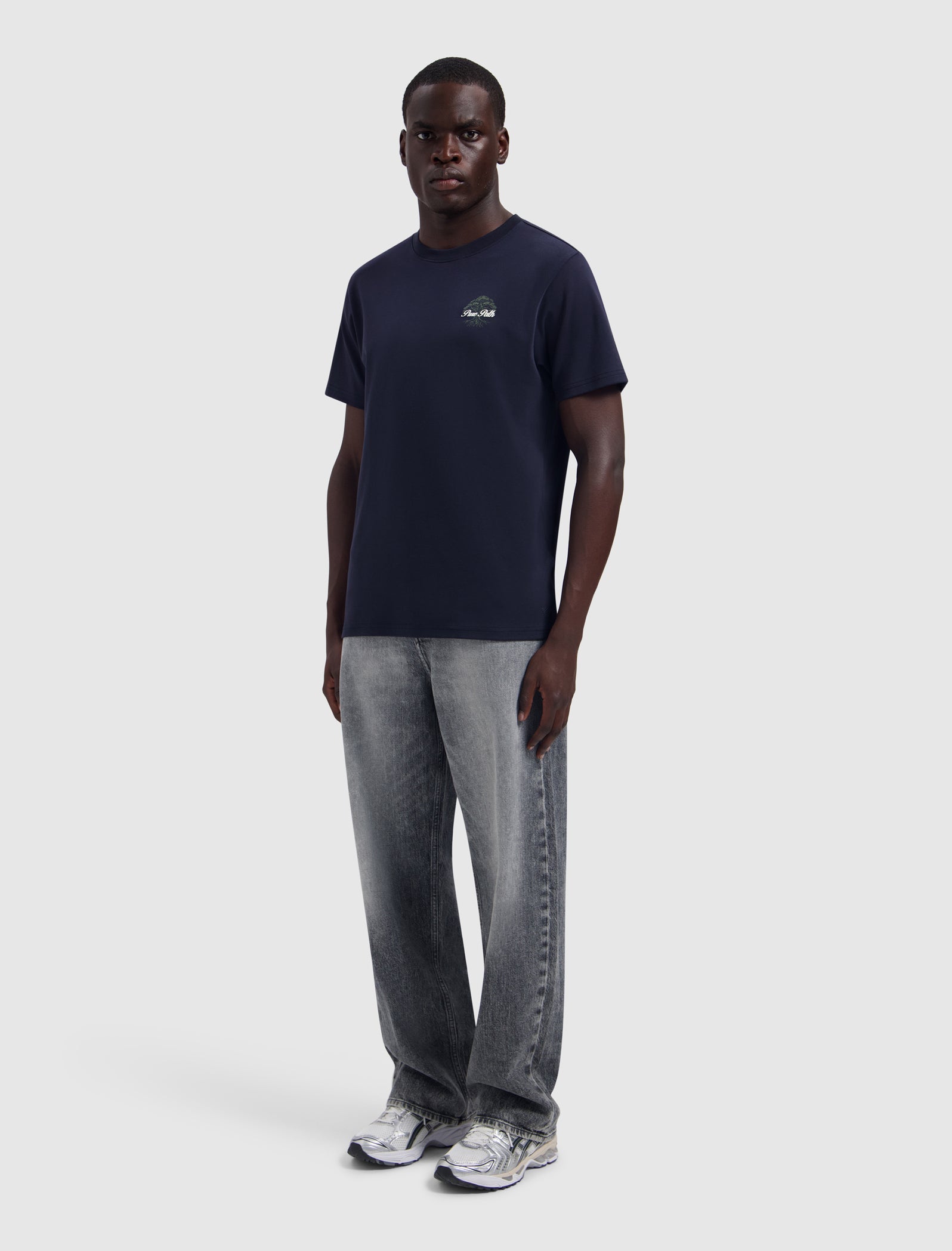 Rooted Tree T-shirt | Dark Navy