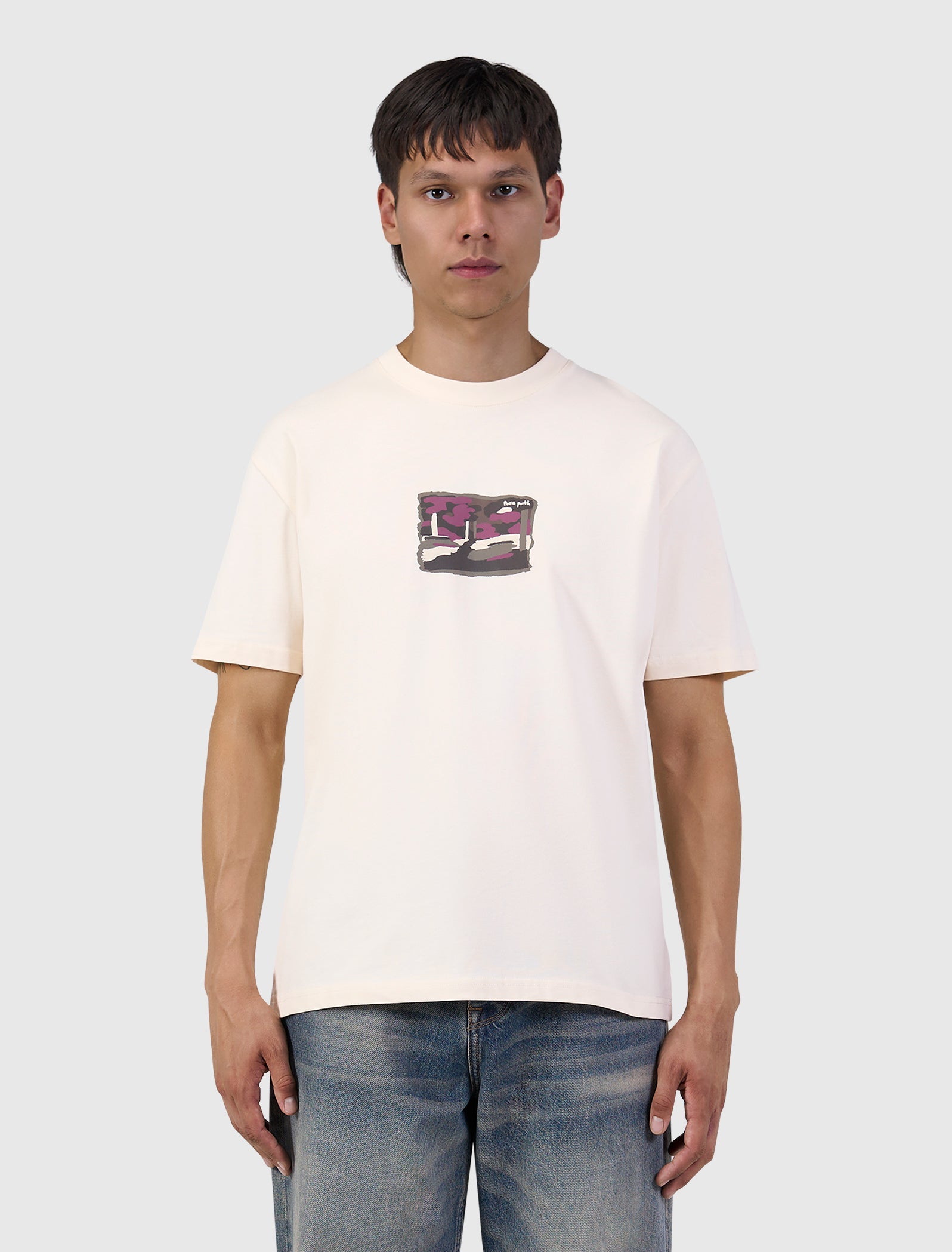 Woods Edge T-shirt | Ecru