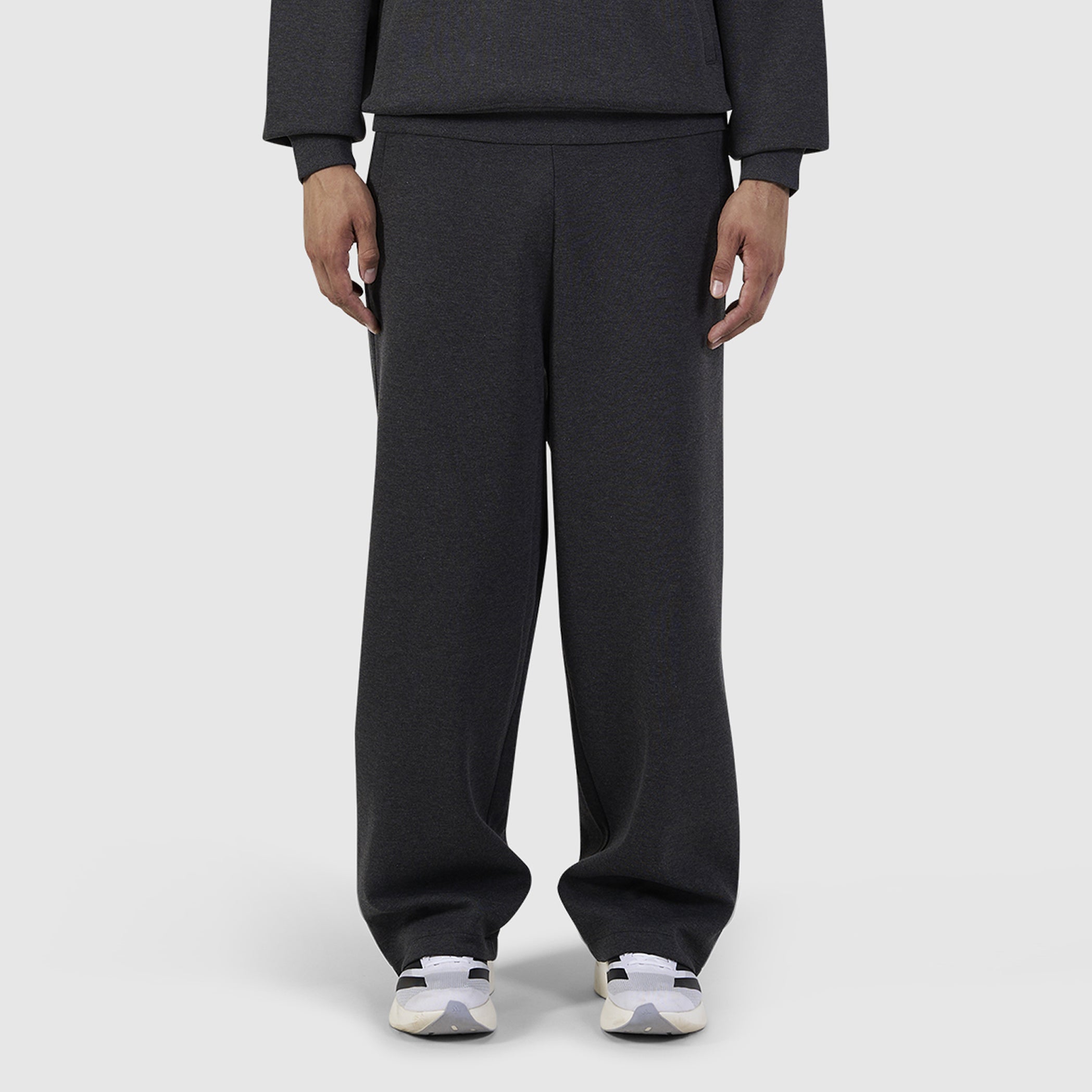 Initials Interlock Sweatpants | Black