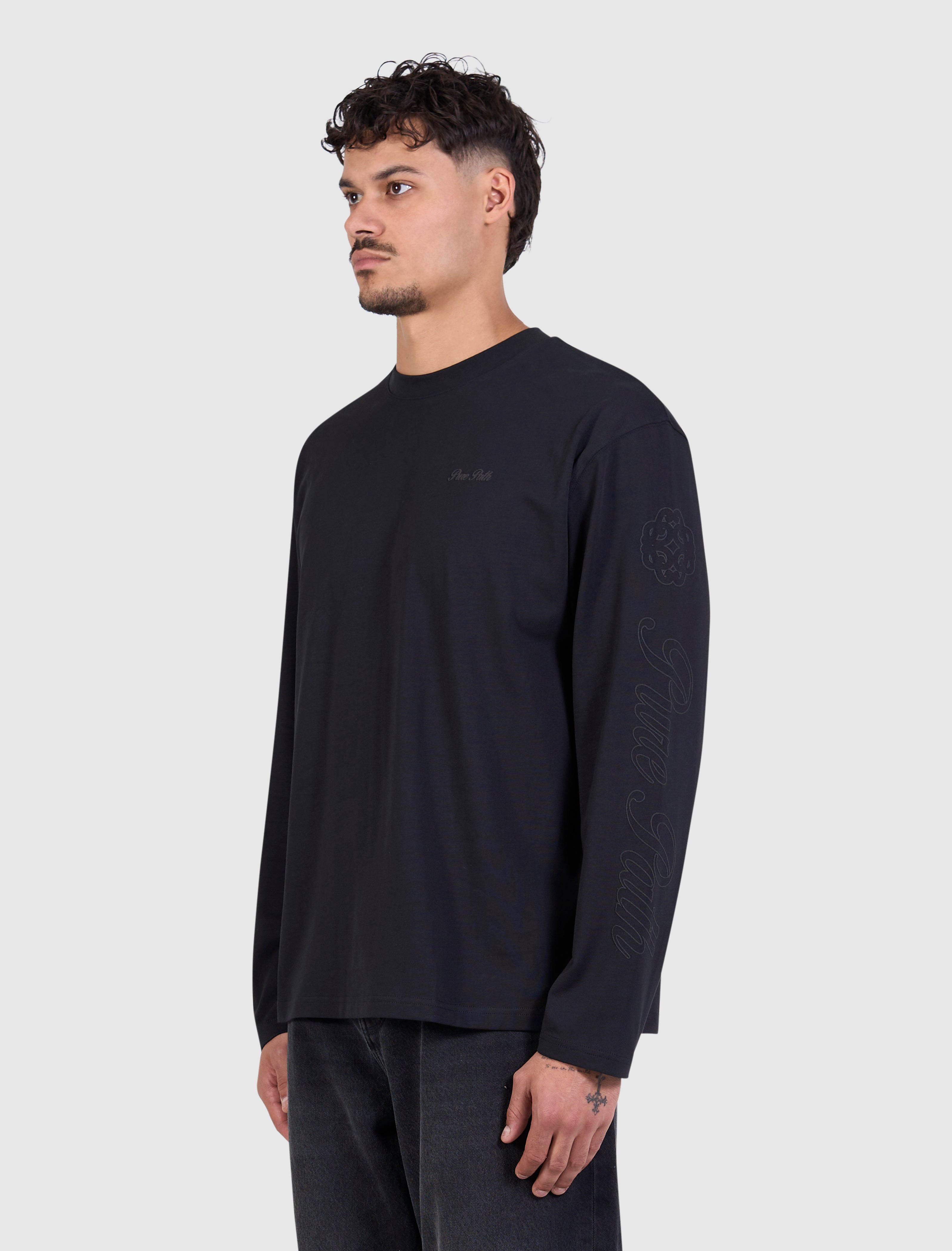 Essence Of Life Longsleeve T-shirt | Black
