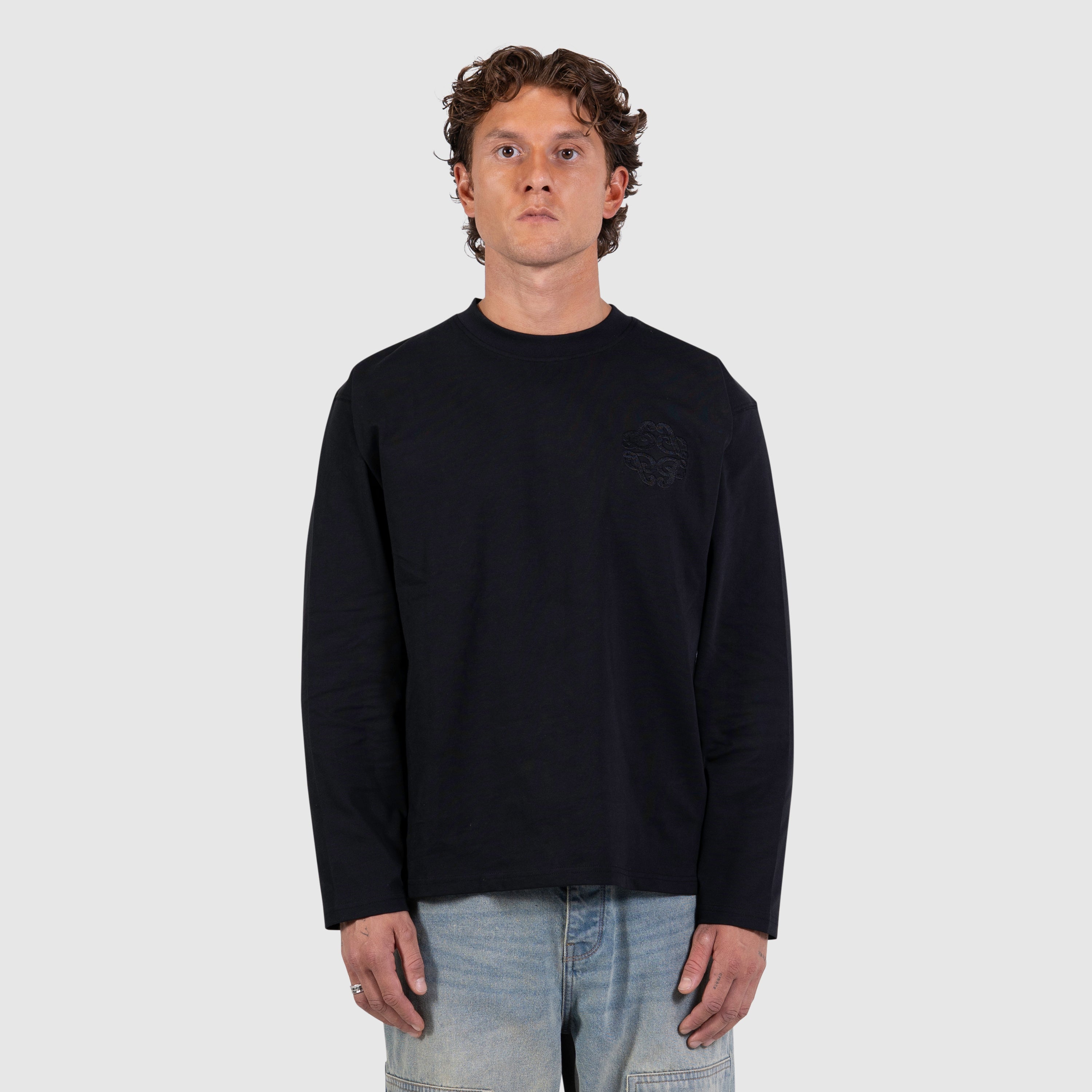 Emblem Logo Longsleeve T-shirt | Black