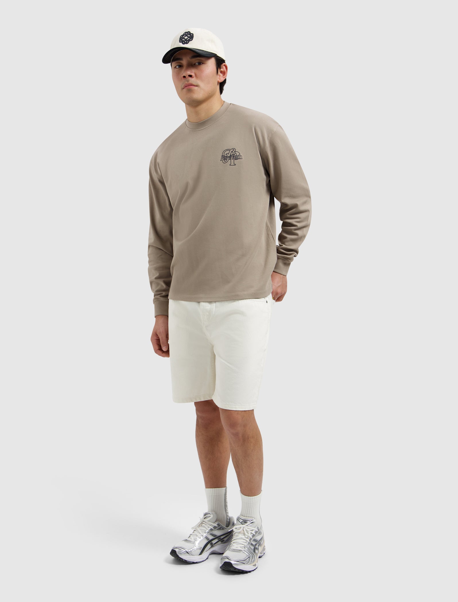 Initials Longsleeve T-shirt | Taupe