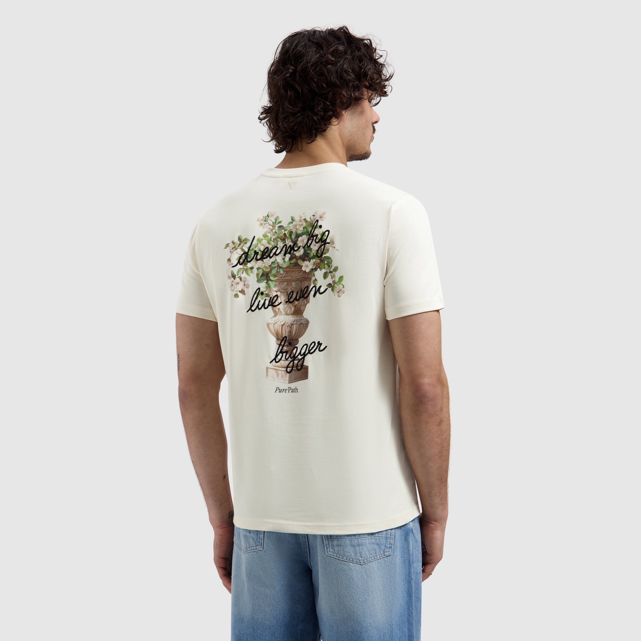Dream Vase T-shirt | Ecru
