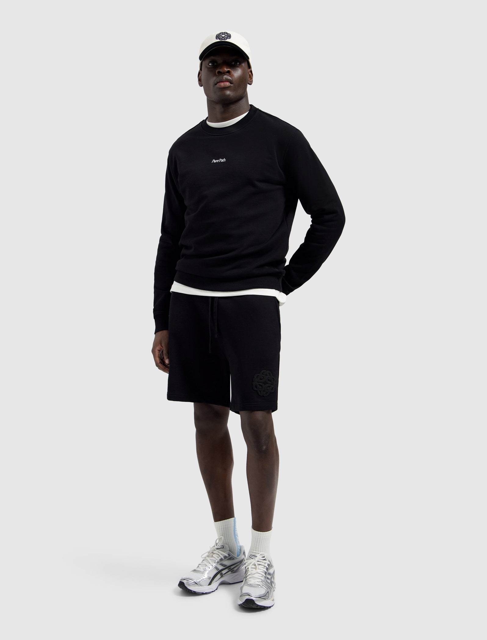 Dreamers View Sweater | Black