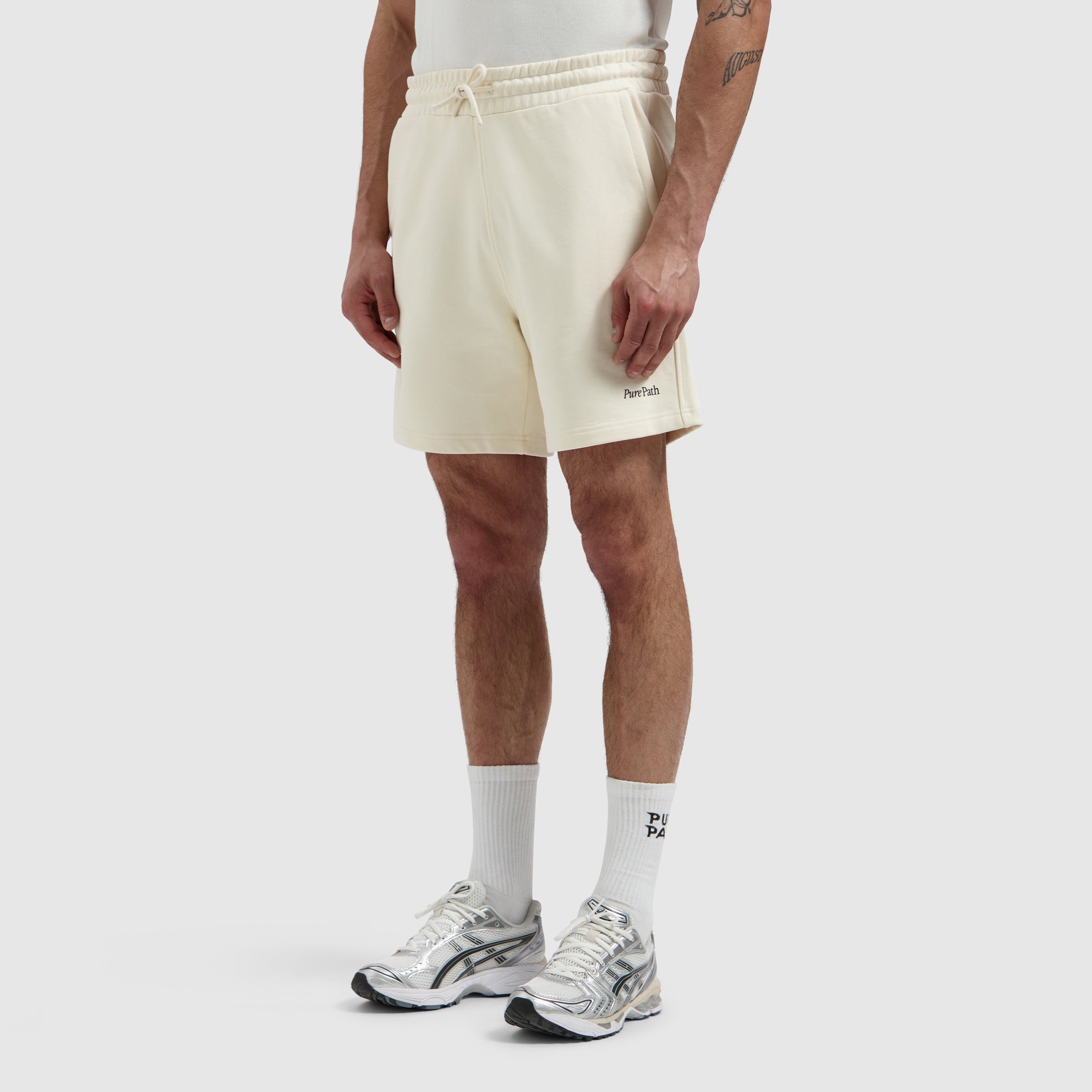 Hybrid Logo Short | Ecru