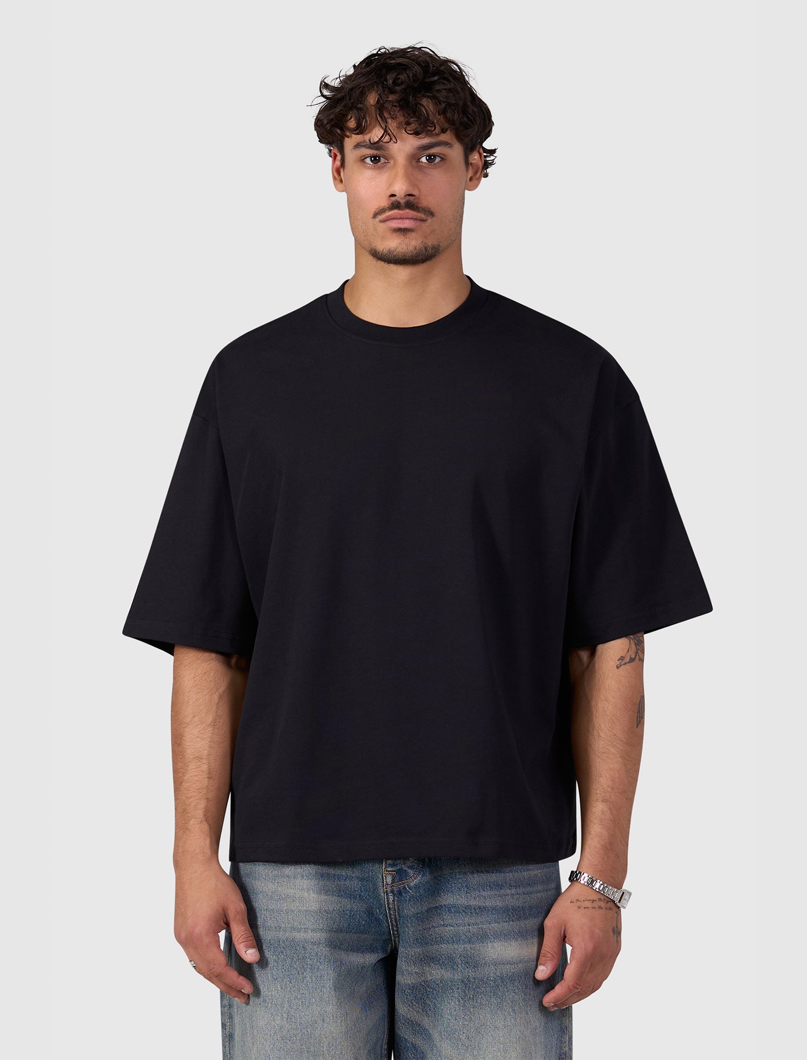 Essential T-shirt | Black