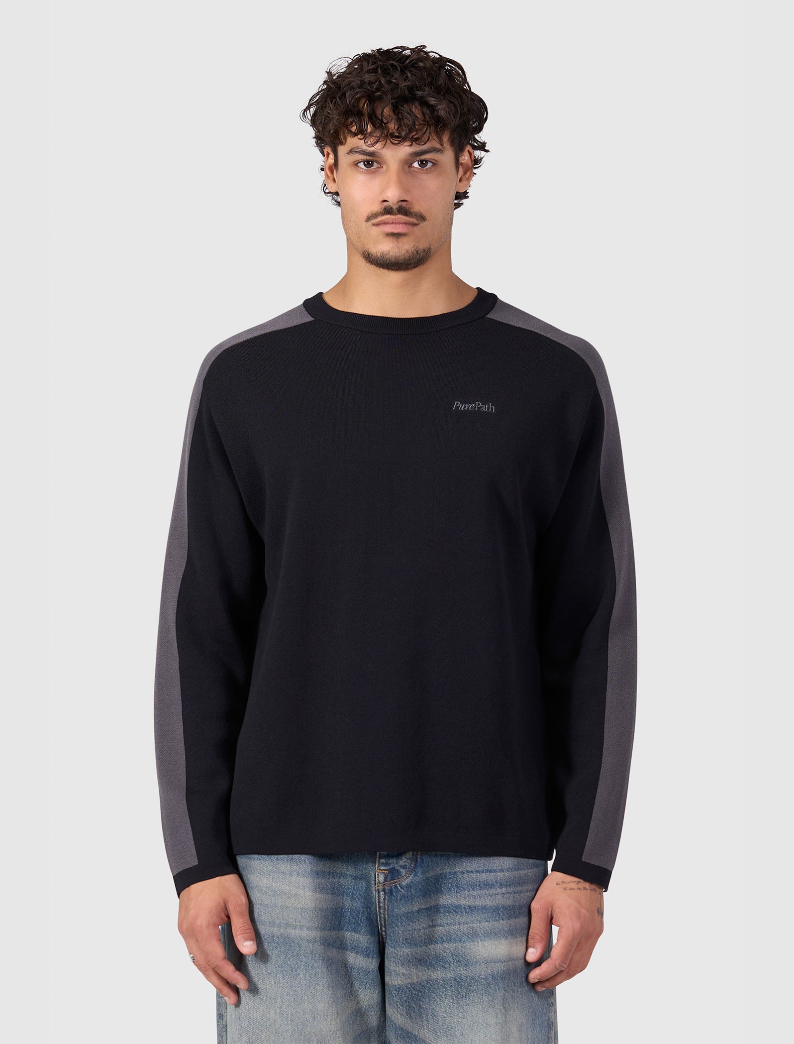 Jacquard Emblem Knit Sweater | Black