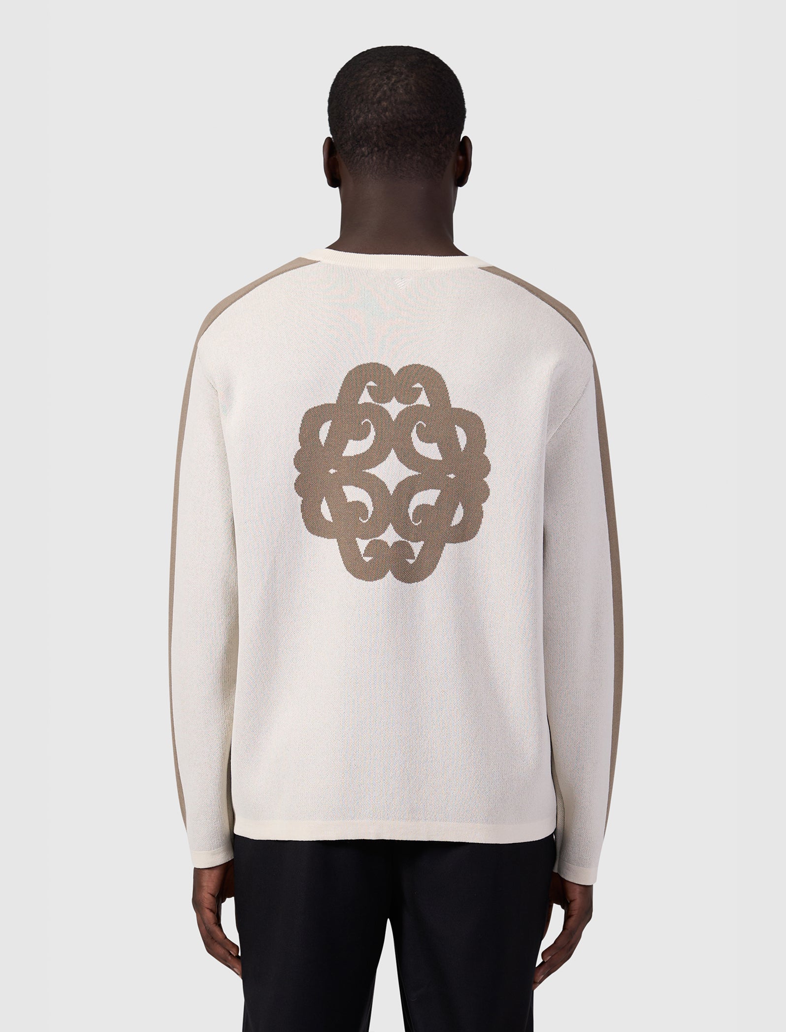 Jacquard Emblem Knit Sweater | Ecru