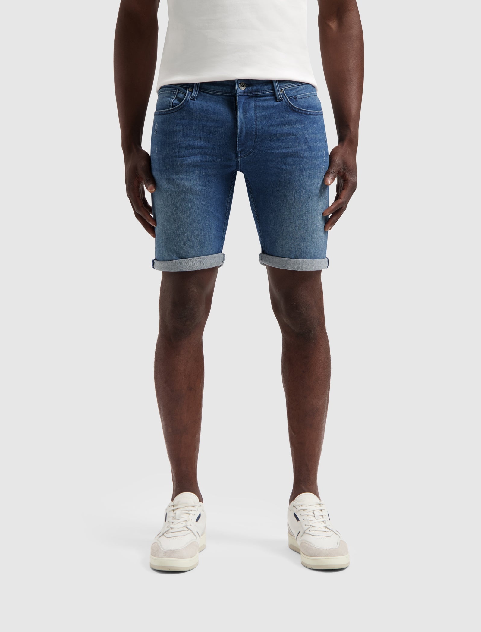 The Steve Skinny Fit Shorts | Denim Dark Blue