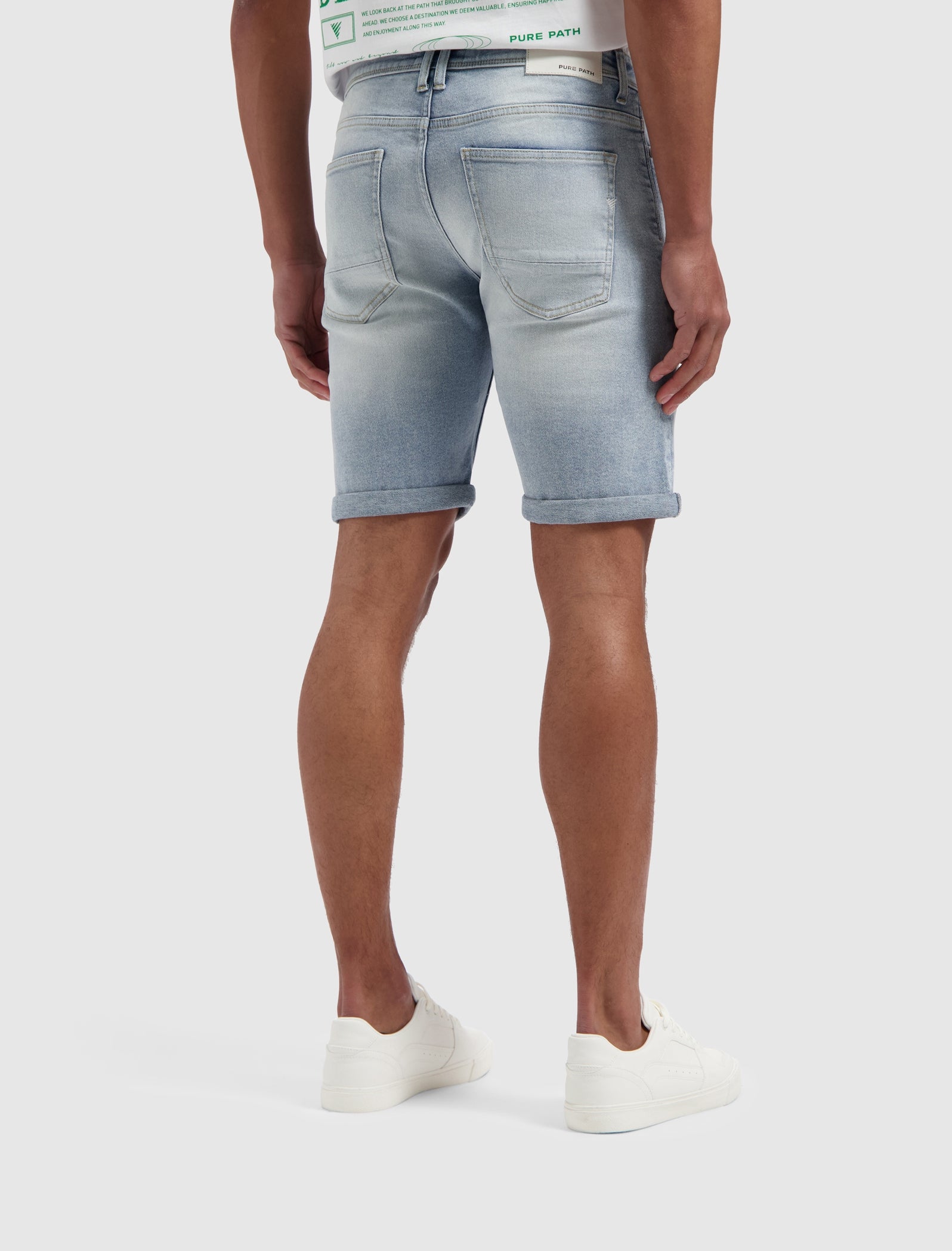 The Miles Slim Fit Shorts | Denim Light Blue