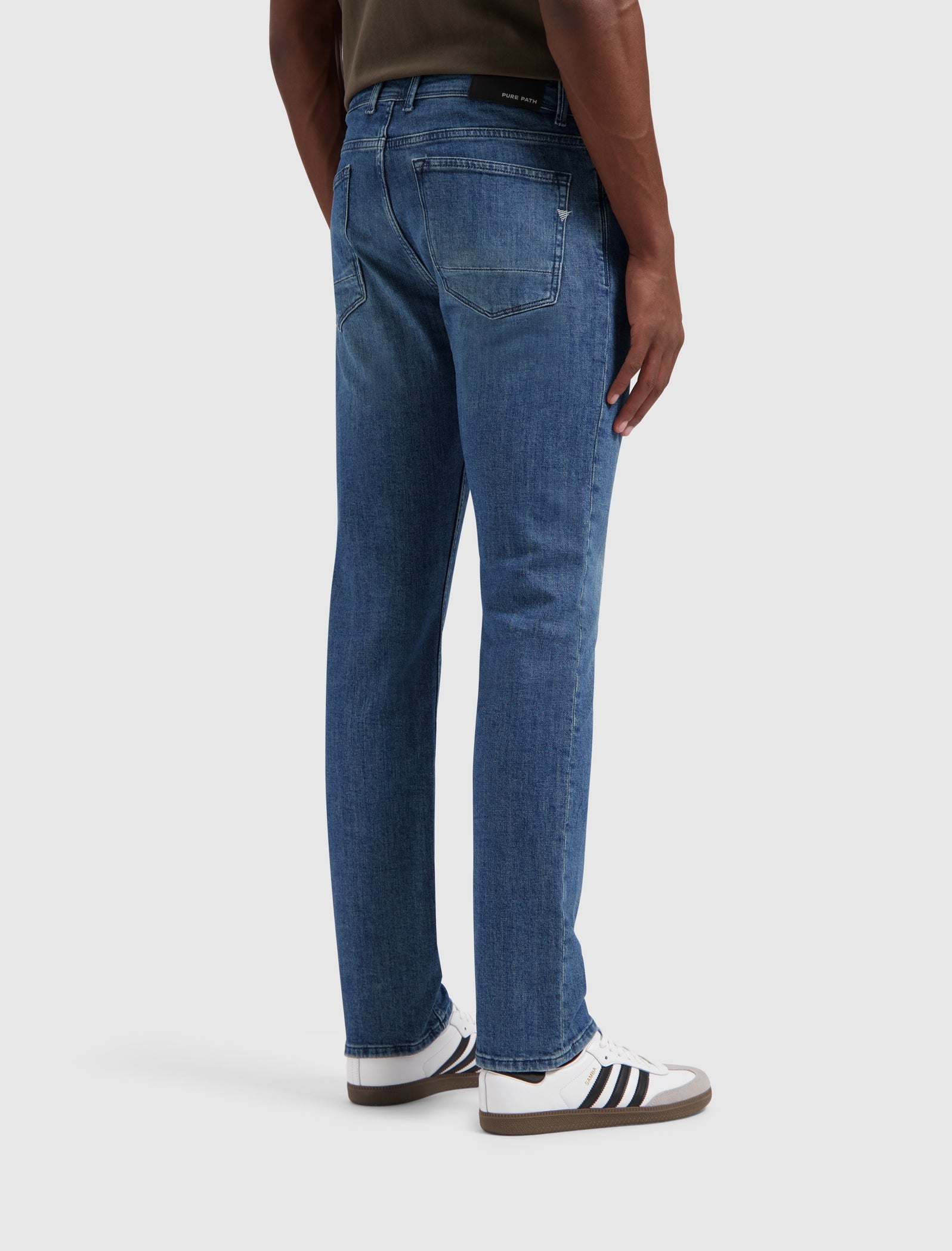 The Eric Regular Fit Jeans | Denim Mid Blue