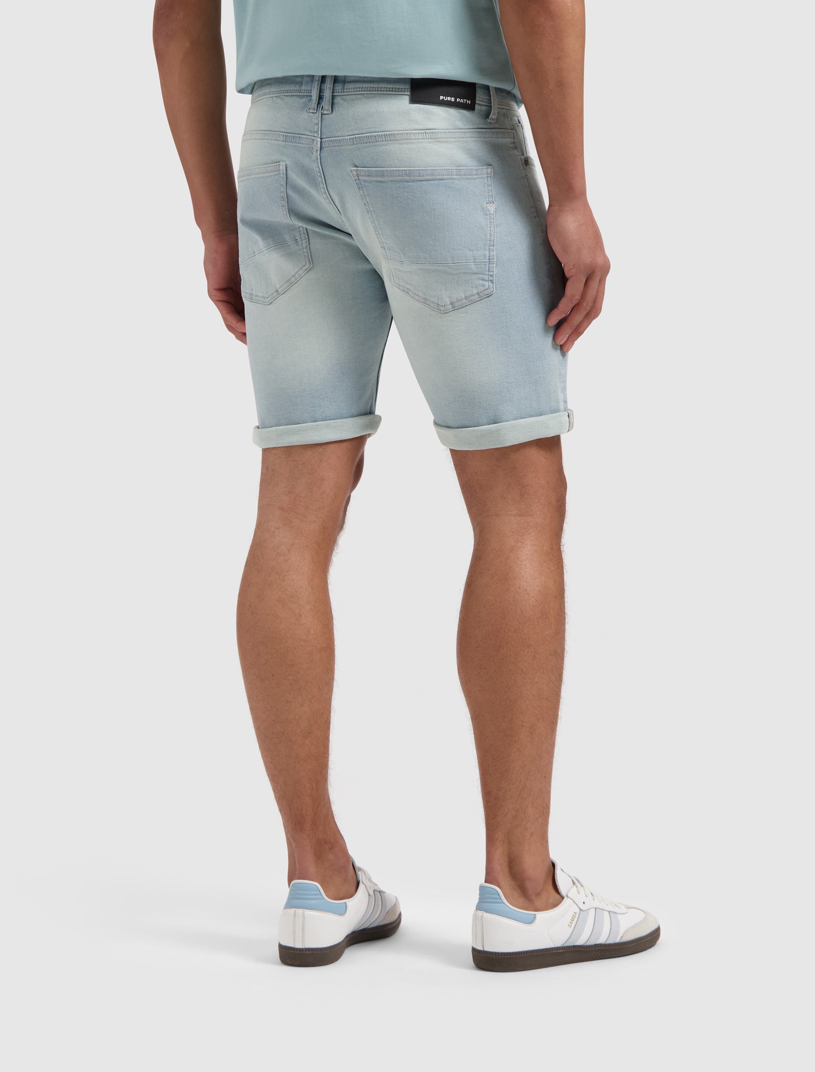 The Steve Skinny Fit Shorts | Denim Light Blue
