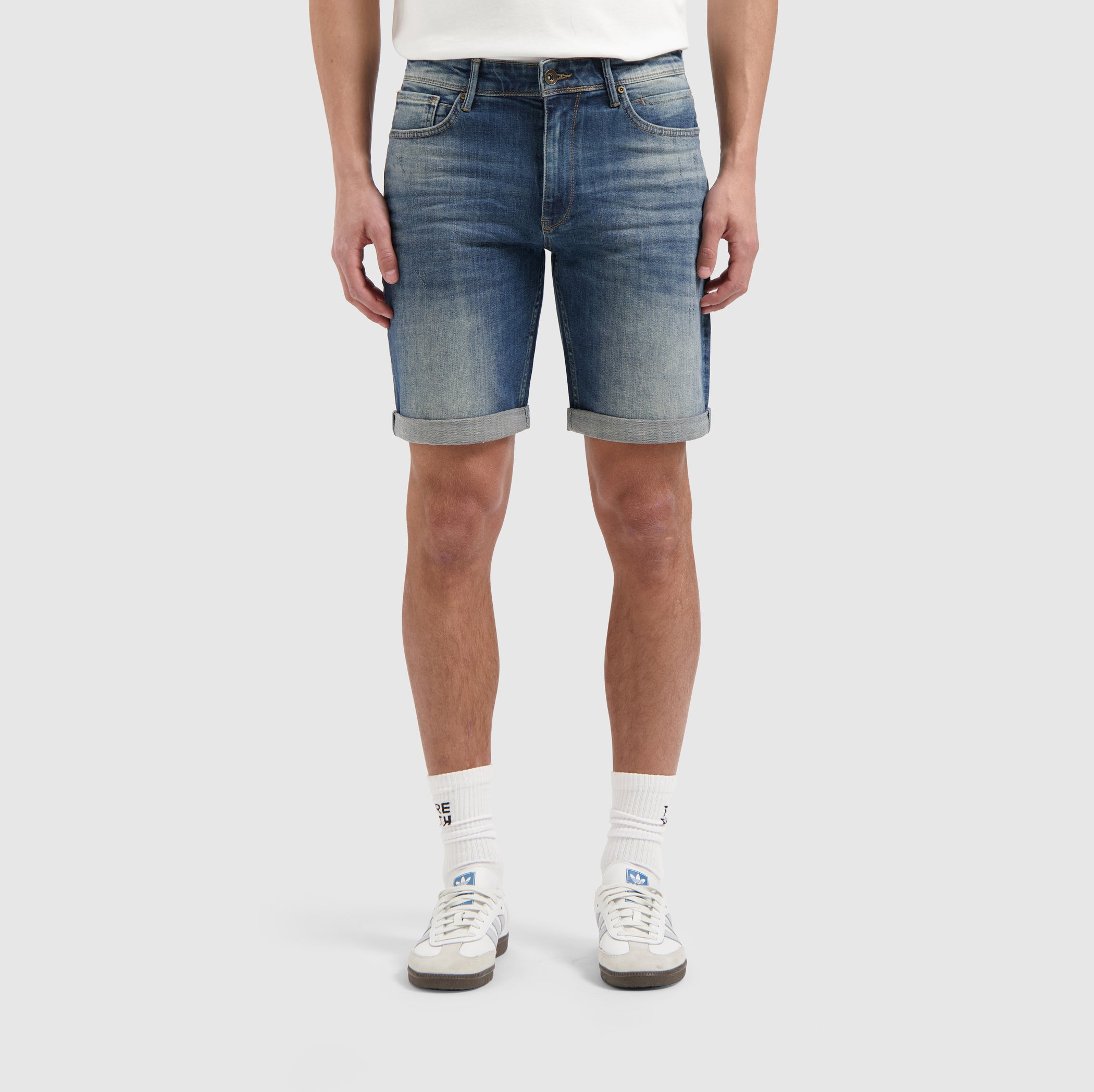 The Miles Slim Fit Shorts | Denim Dark Blue