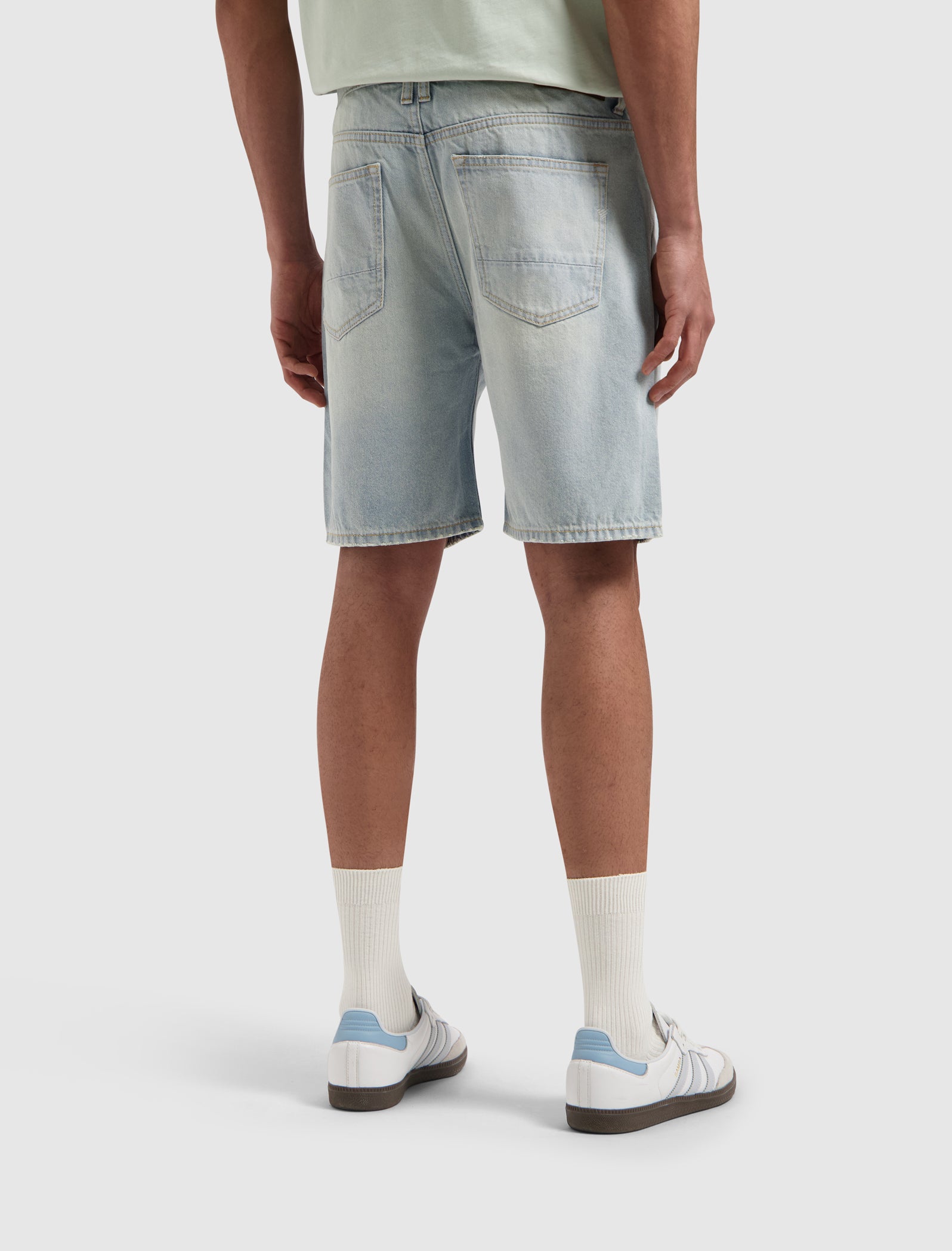 The Owen Regular Fit Shorts | Denim Light Blue