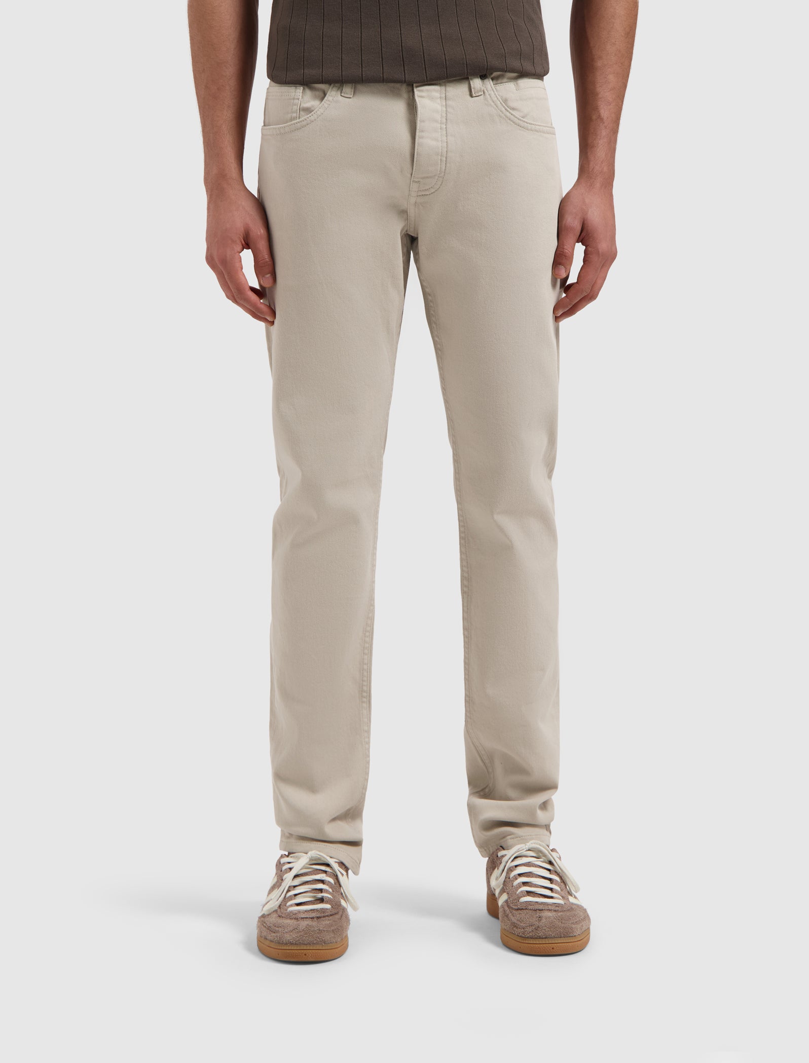 The Ryan Slim Fit Jeans | Sand