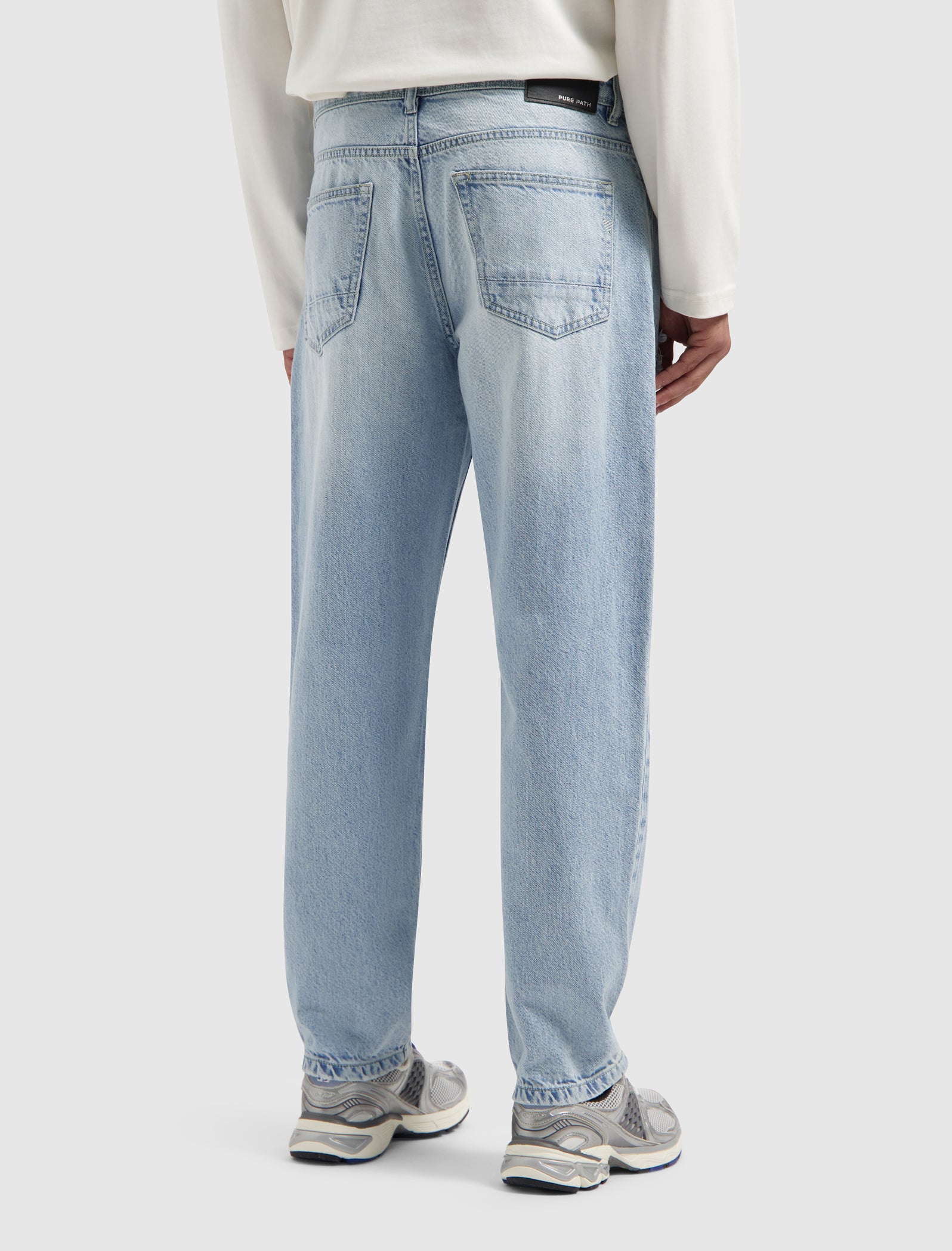 The Aiden Loose Fit Jeans | Denim Light Blue