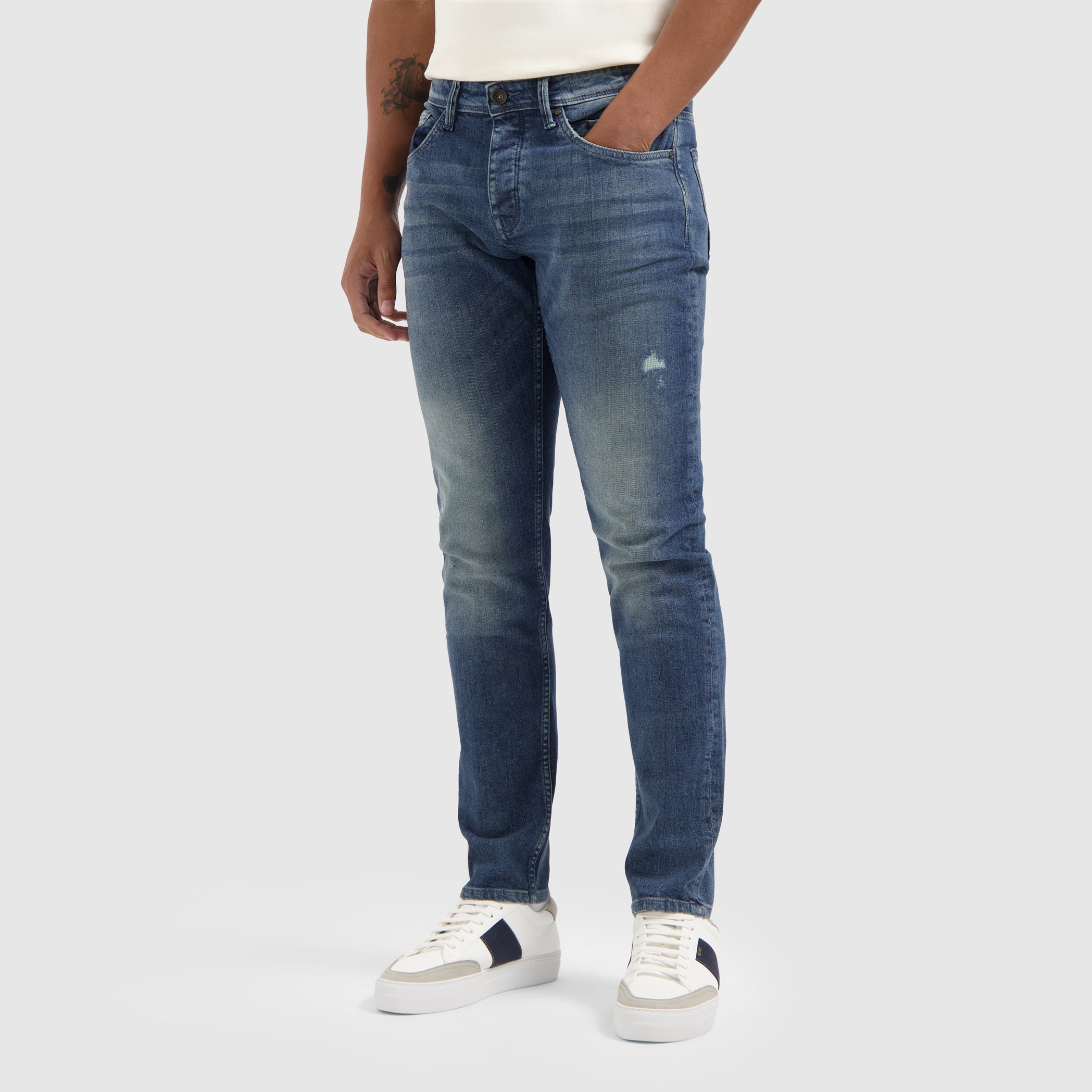 The Ryan Slim Fit Jeans | Denim Dark Blue