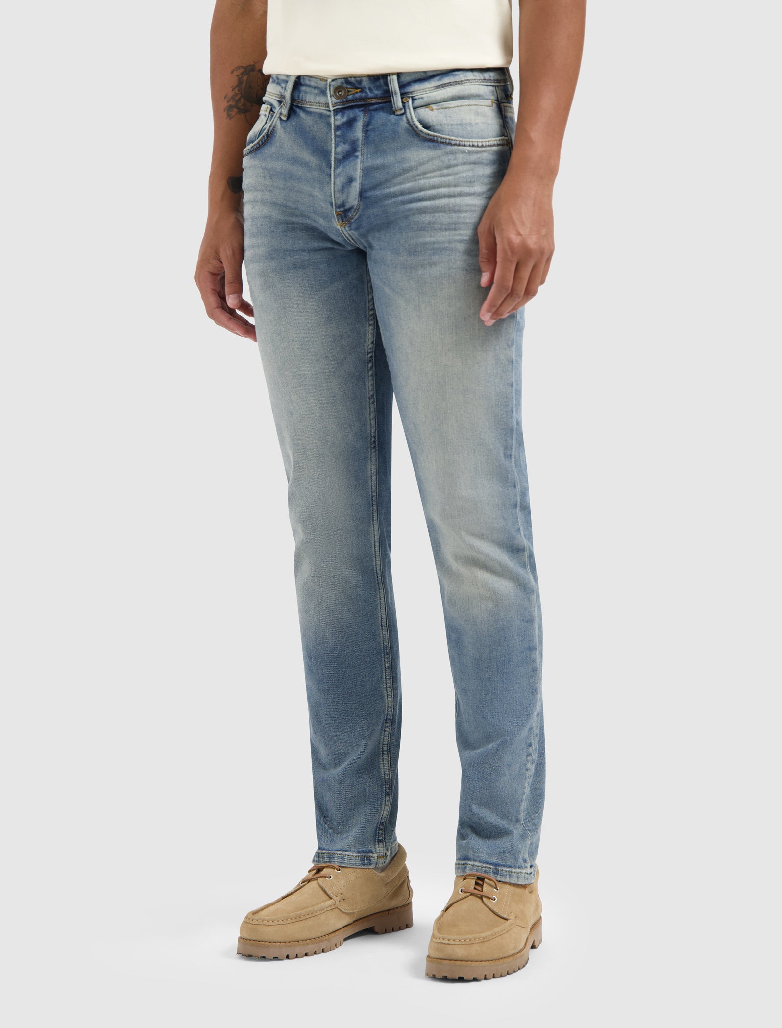 The Ryan Slim Fit Jeans | Denim Mid Blue