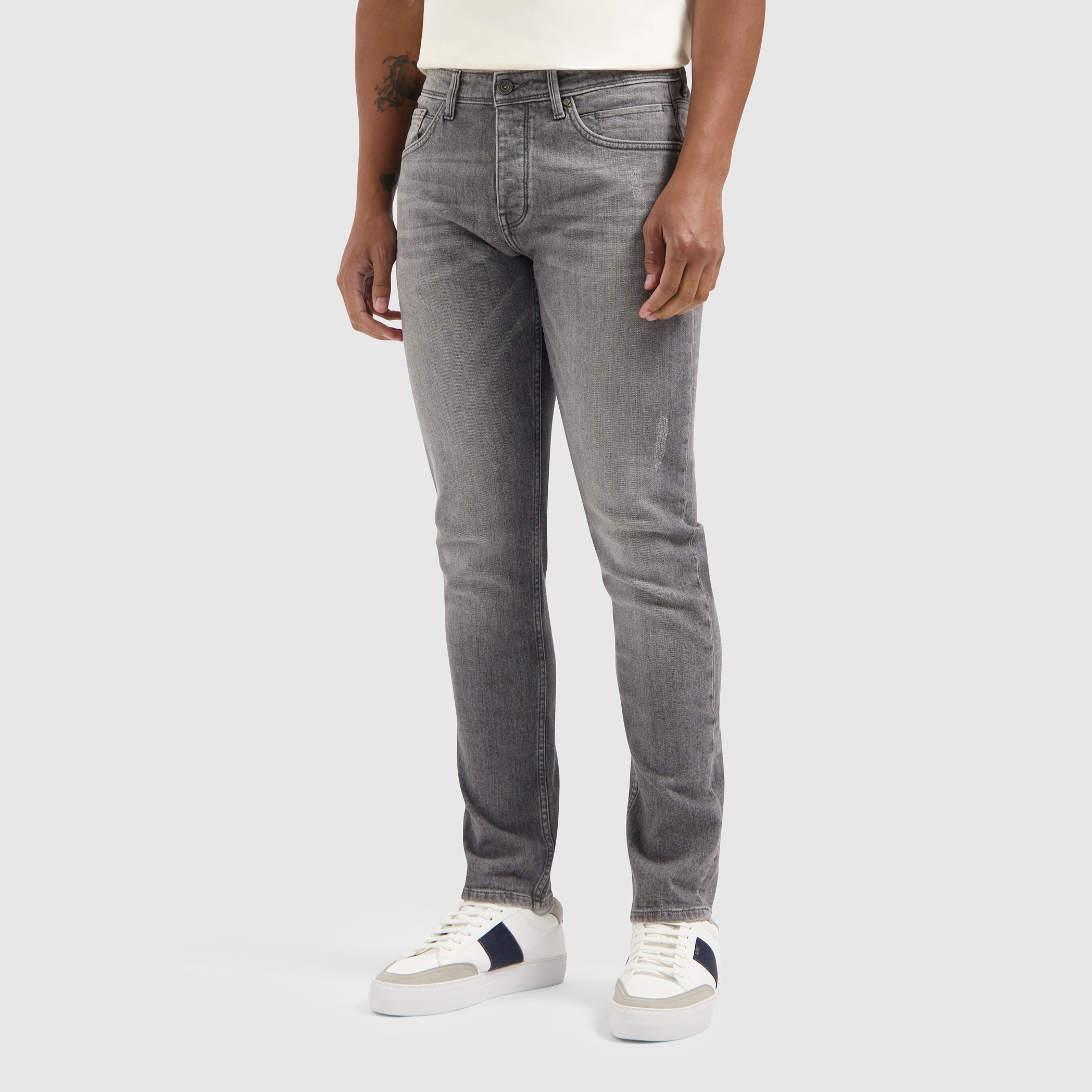 The Ryan Slim Fit Jeans | Denim Dark Grey