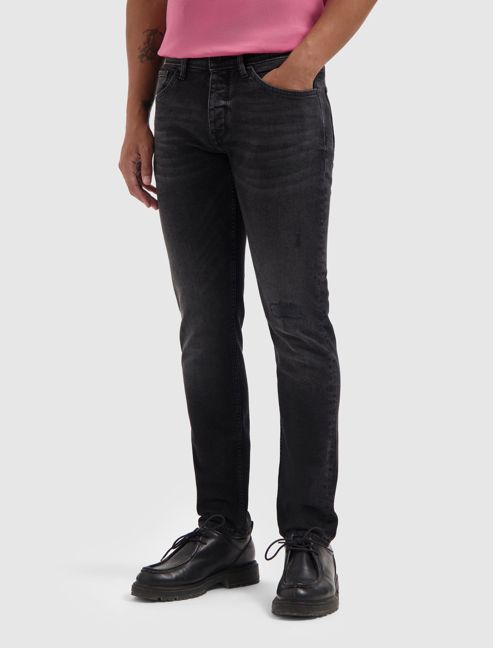 The Ryan Slim Fit Jeans | Denim Dark Grey