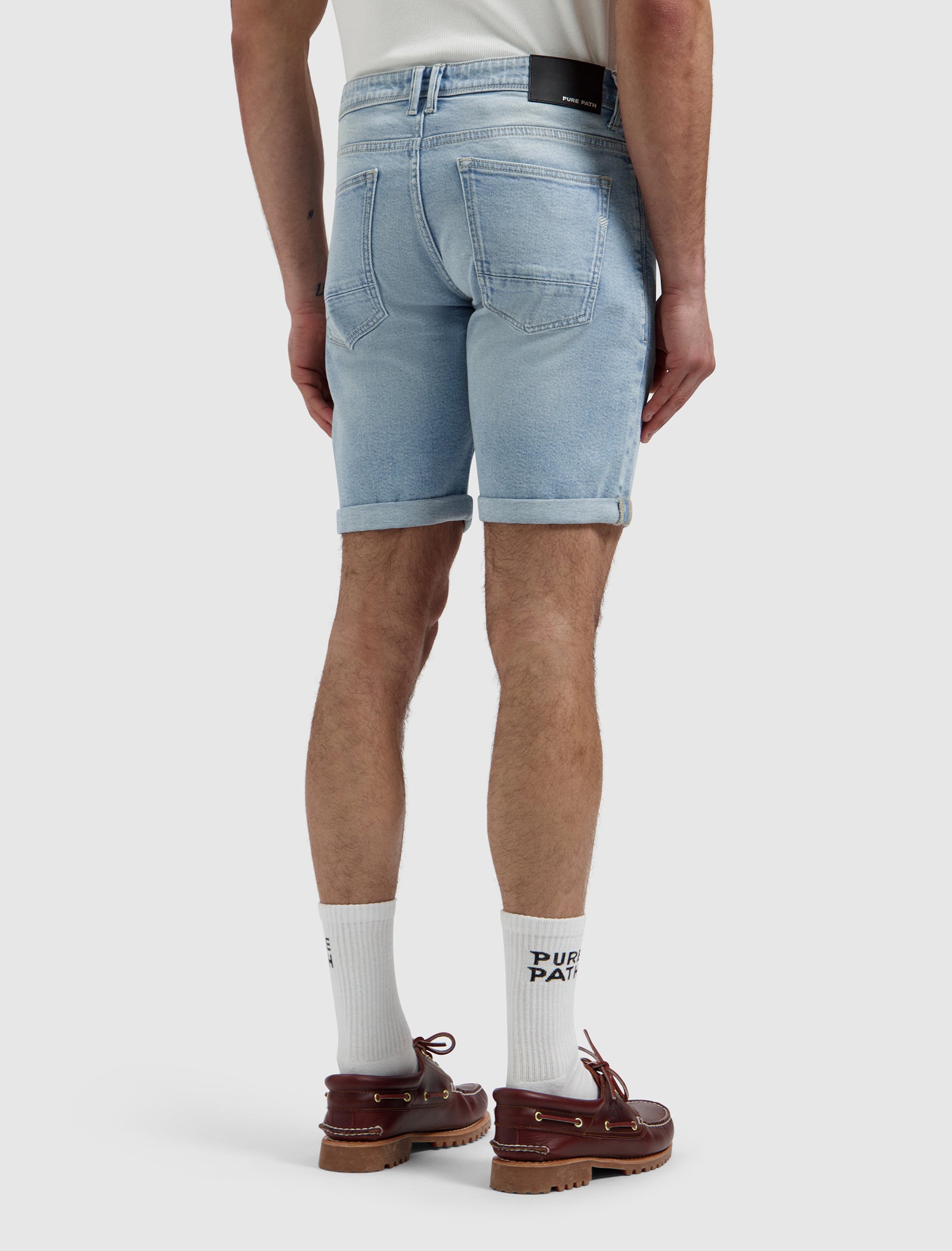 The Miles Slim Fit Short | Denim Light Blue