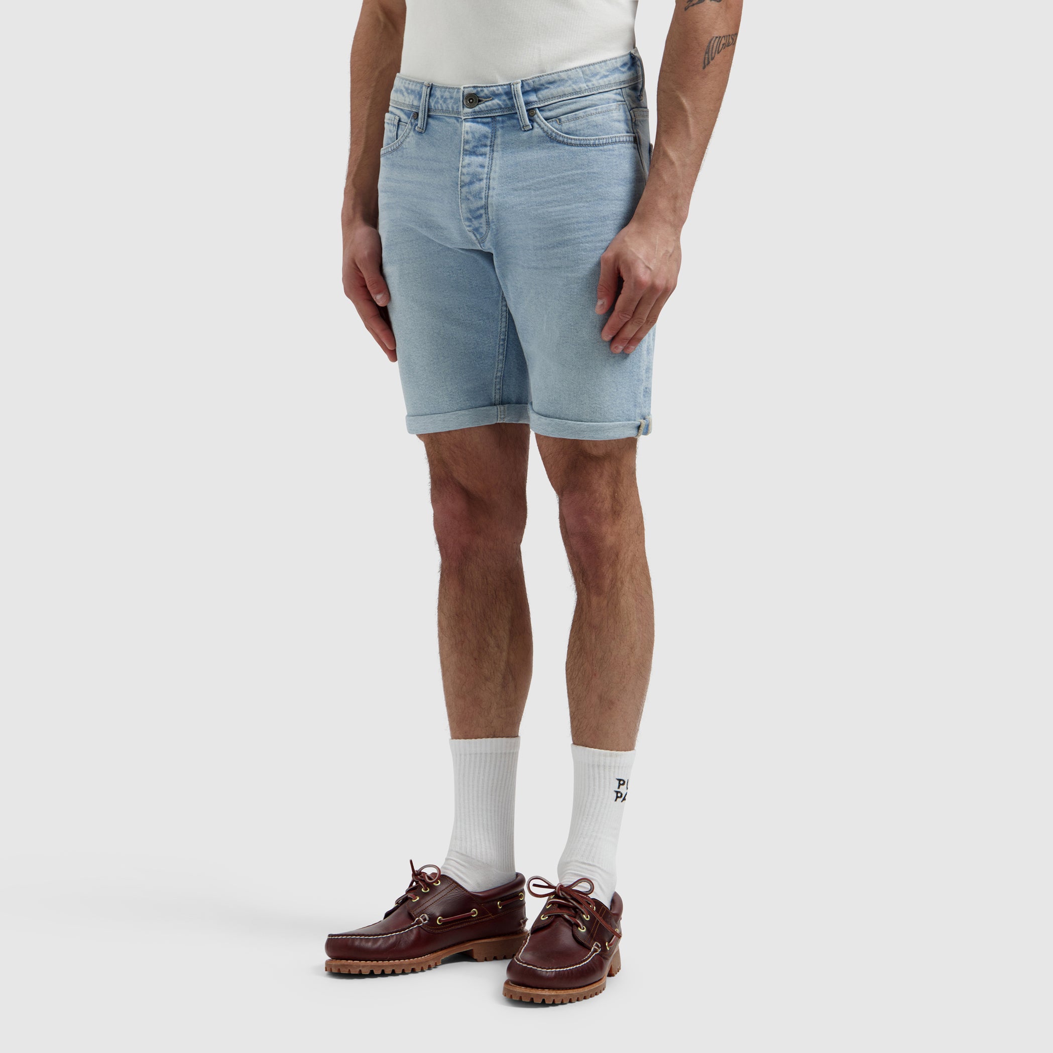 The Miles Slim Fit Short | Denim Light Blue