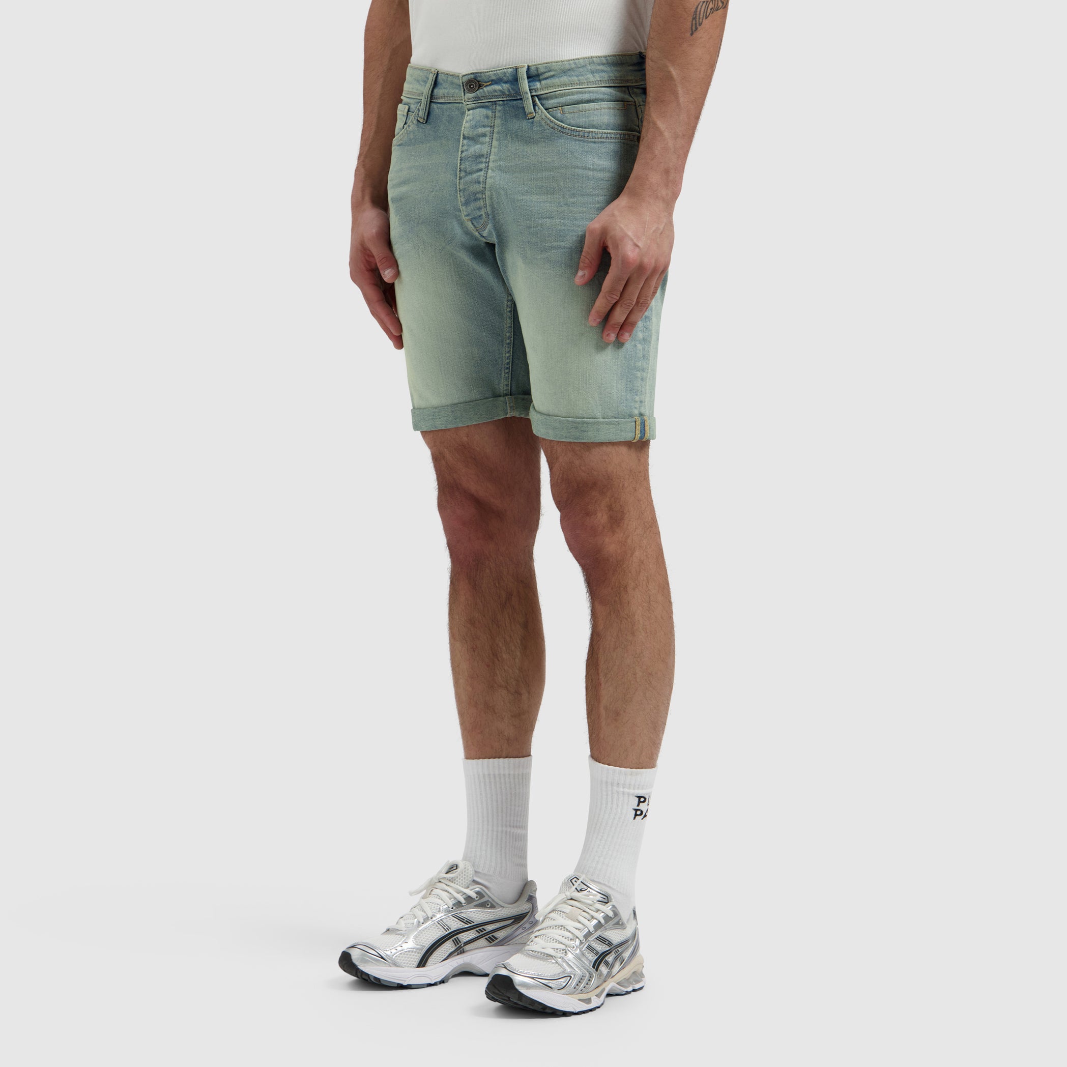 The Miles Slim Fit Short | Denim Blue Green