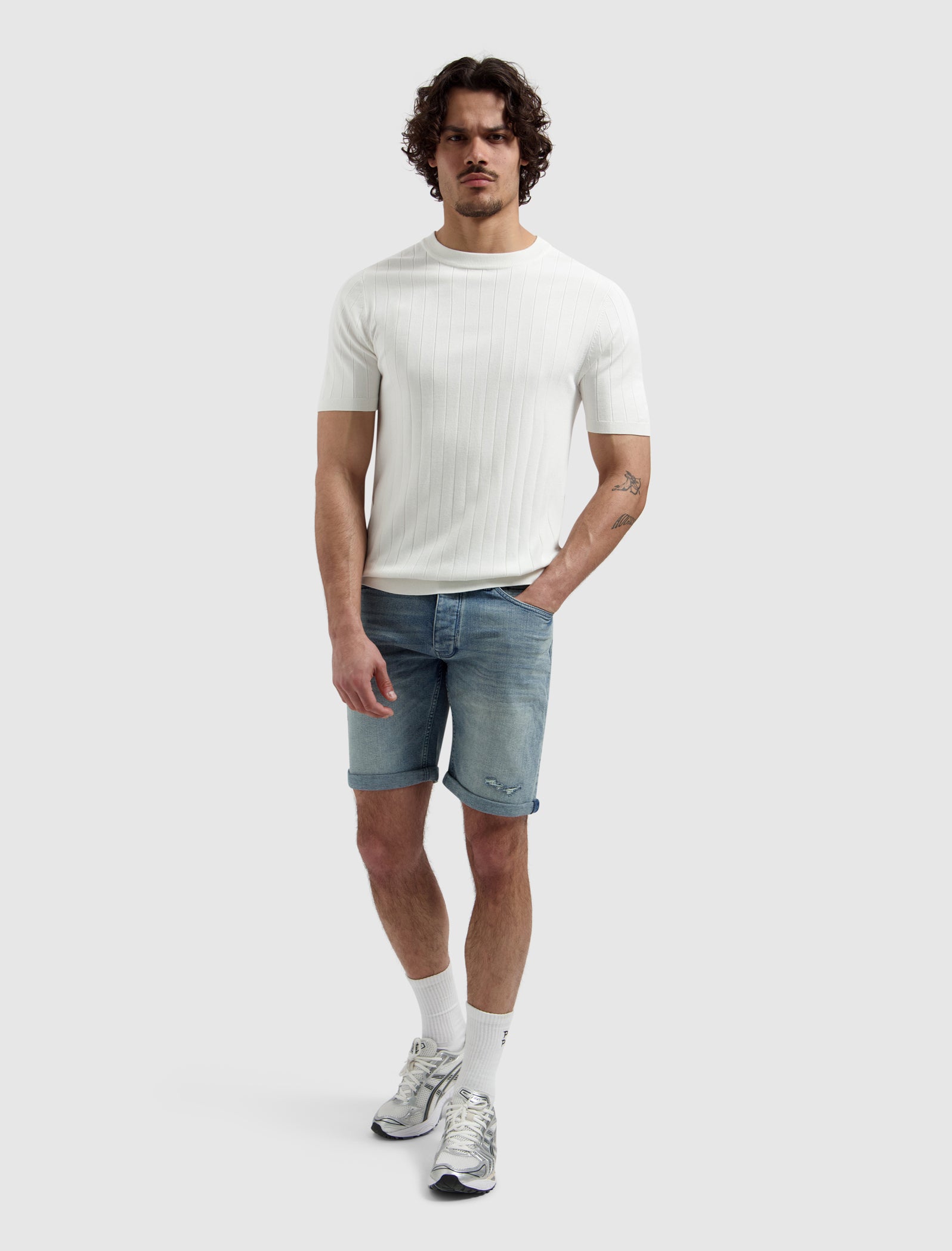 The Miles Slim Fit Short | Denim Mid Blue