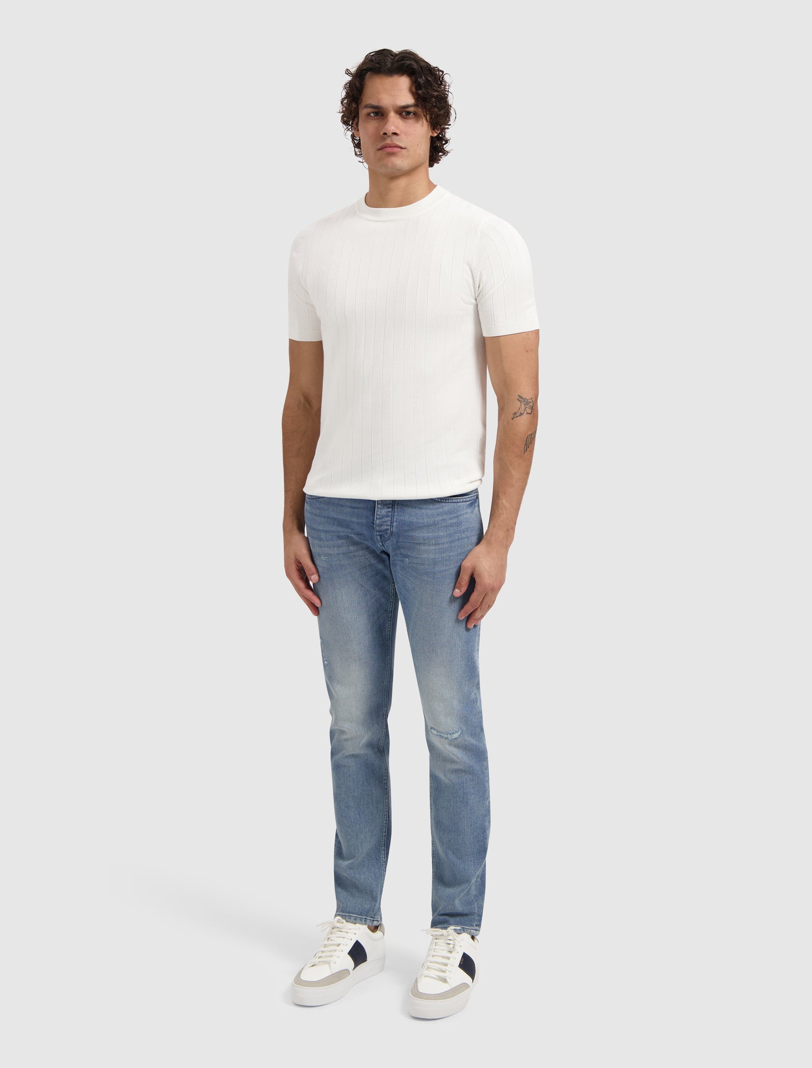 The Ryan Slim Fit Jeans | Denim Mid Blue