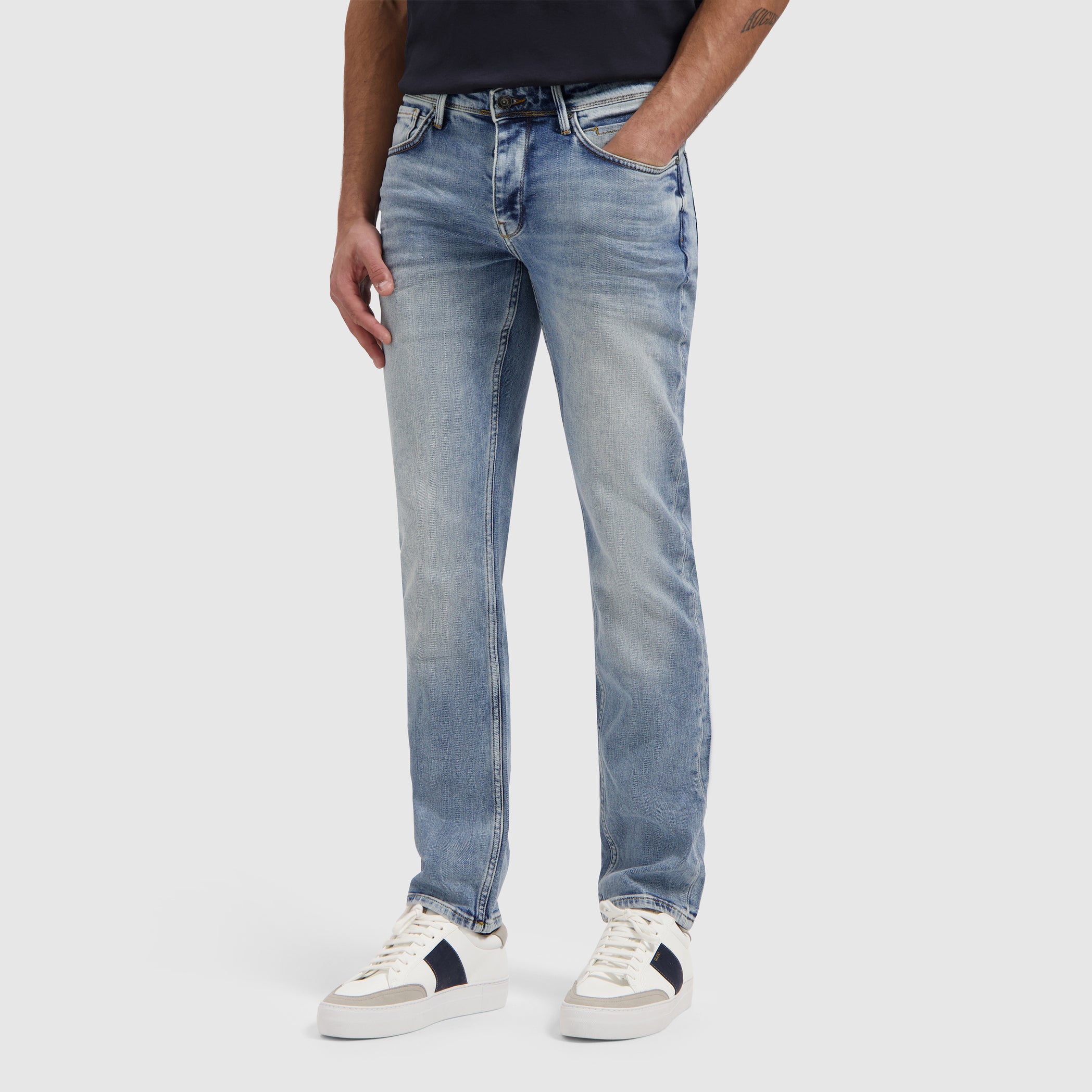 The Ryan Slim Fit Jeans | Denim Light Blue